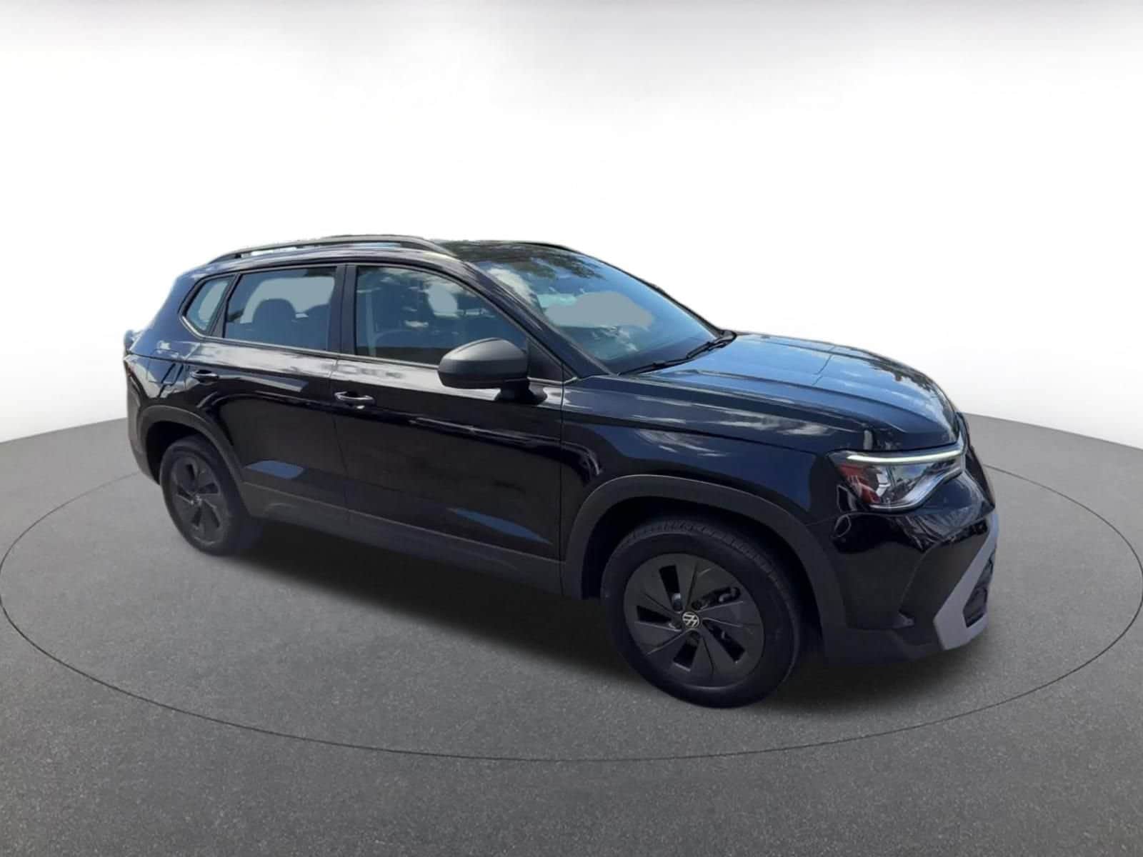 Thumbnail: 2025 Volkswagen Taos - 2