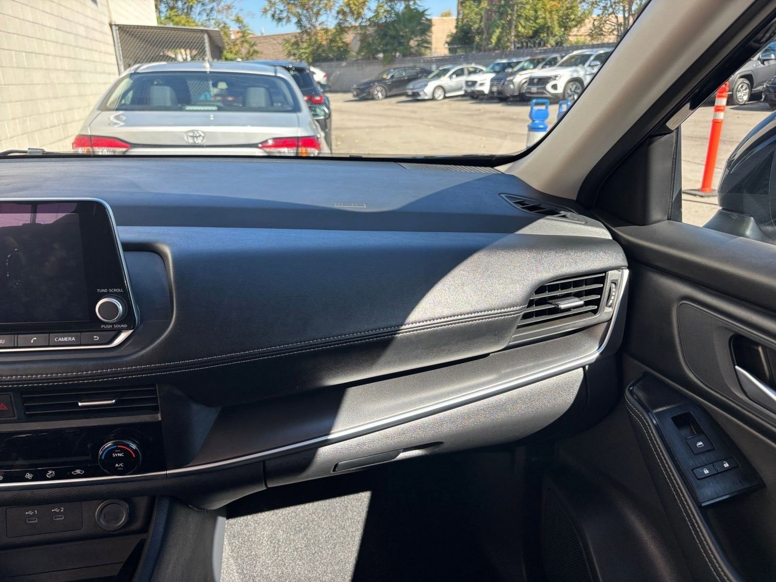 Thumbnail: 2025 Nissan Rogue - 35