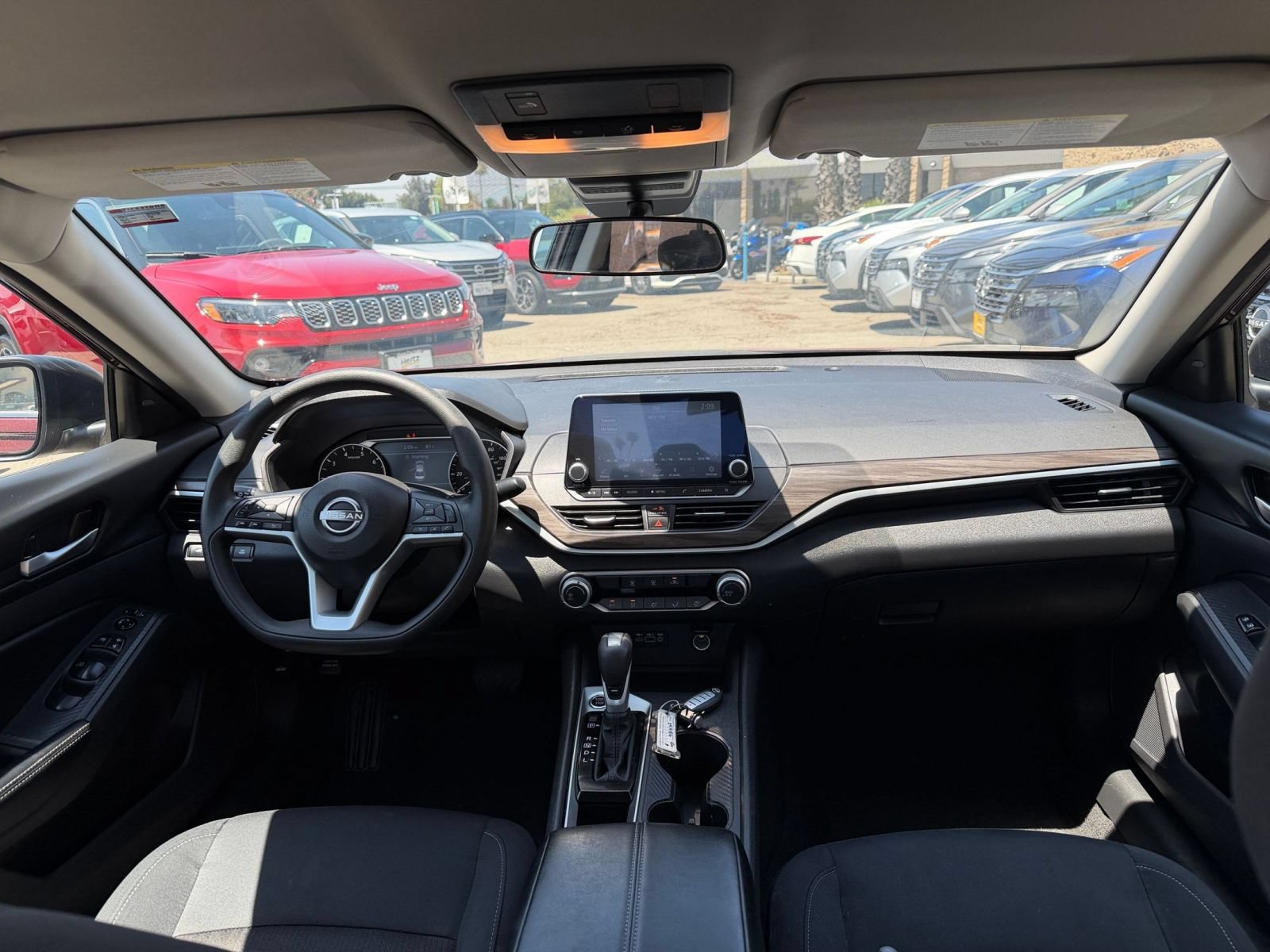 Thumbnail: 2025 Nissan Altima - 33
