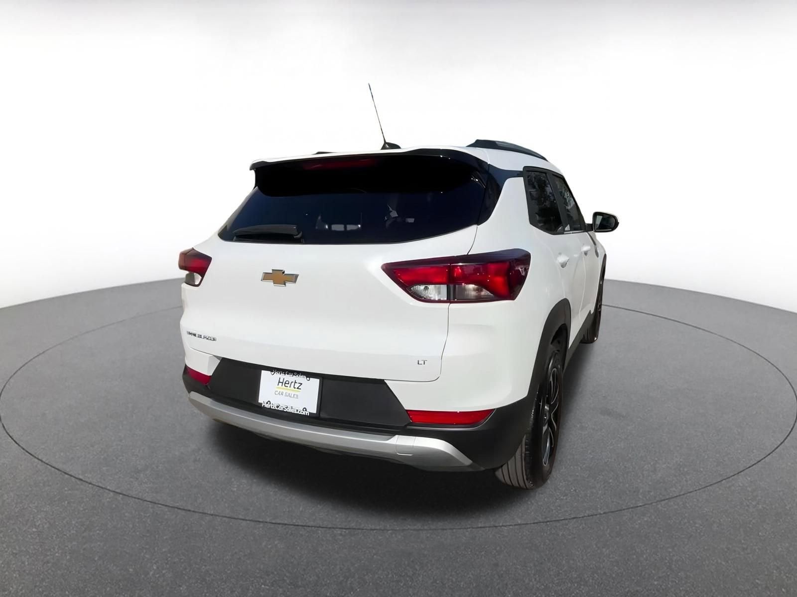 Thumbnail: 2025 Chevrolet TrailBlazer - 14