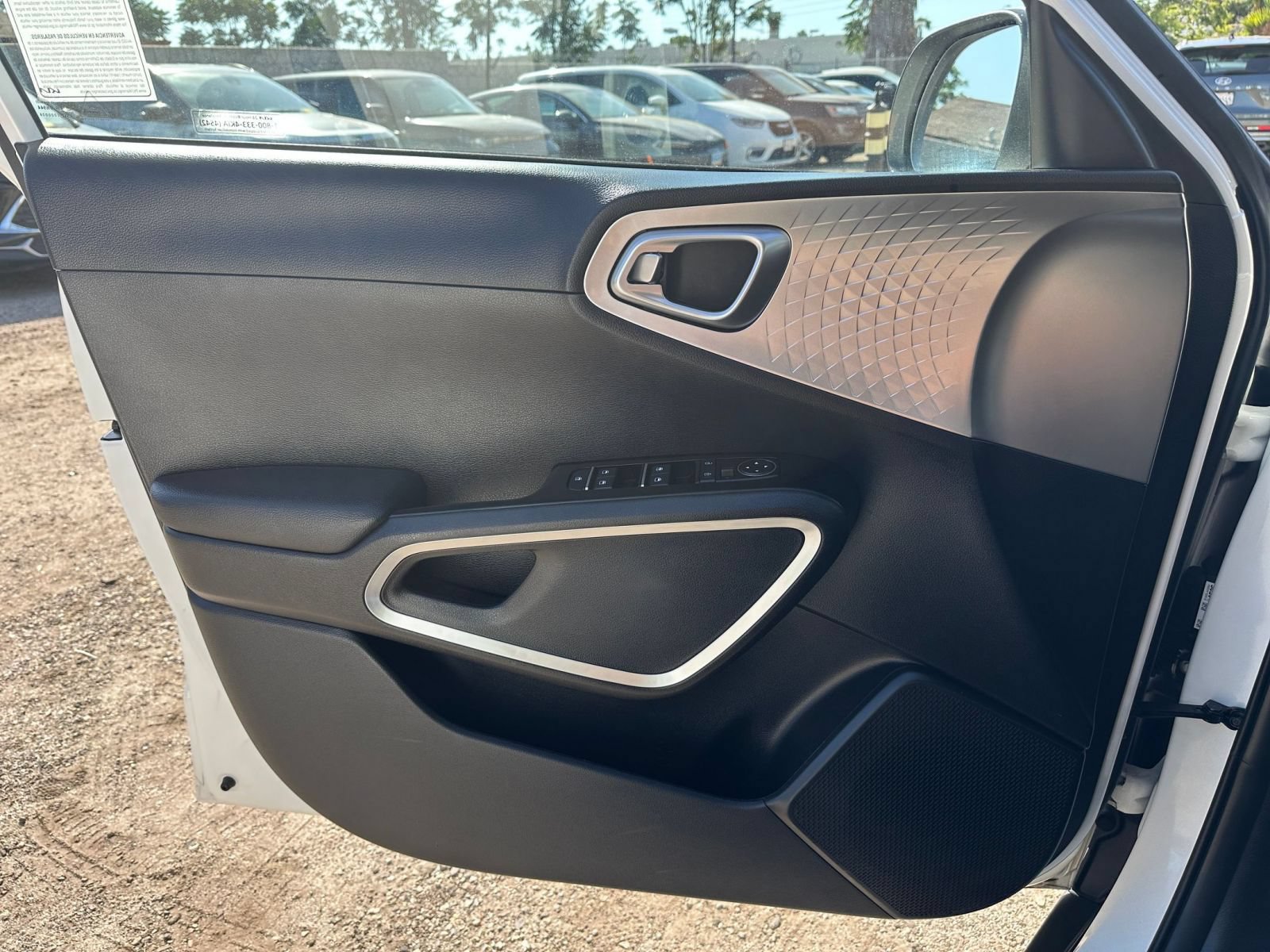 Thumbnail: 2025 Kia Soul - 18