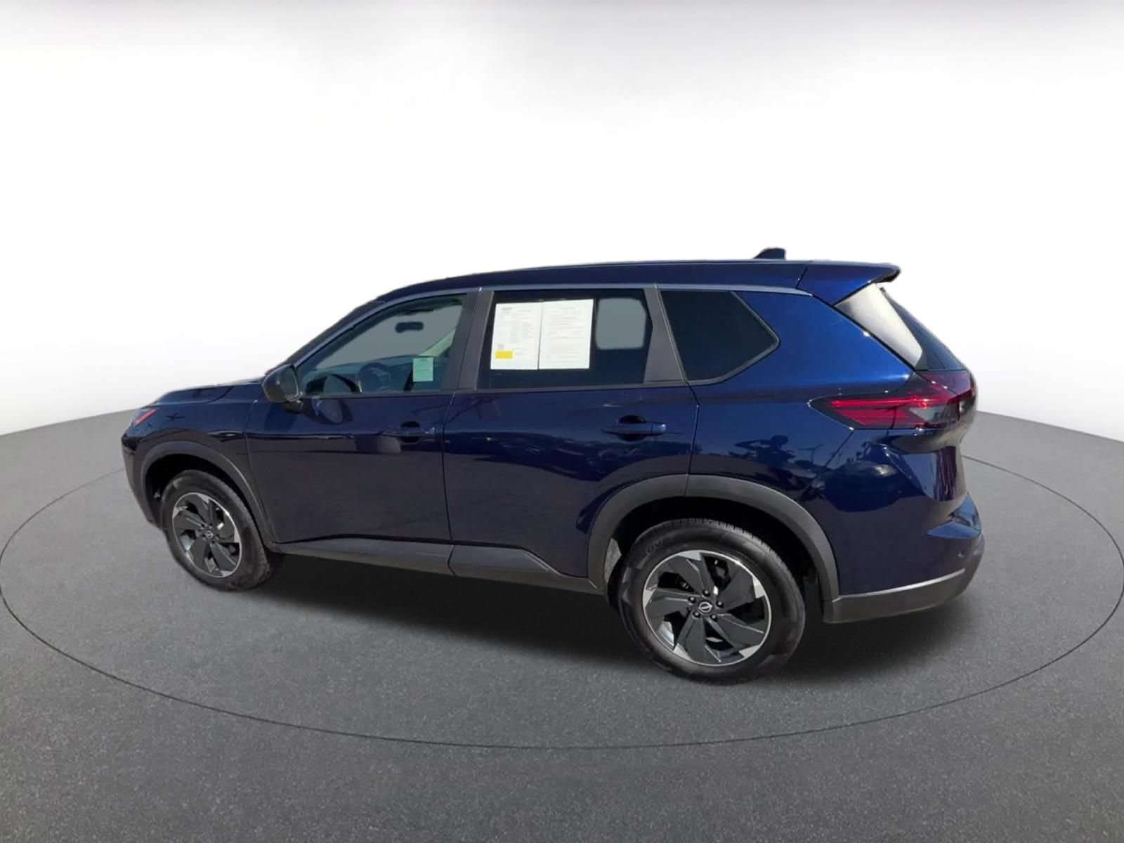 Thumbnail: 2025 Nissan Rogue - 10