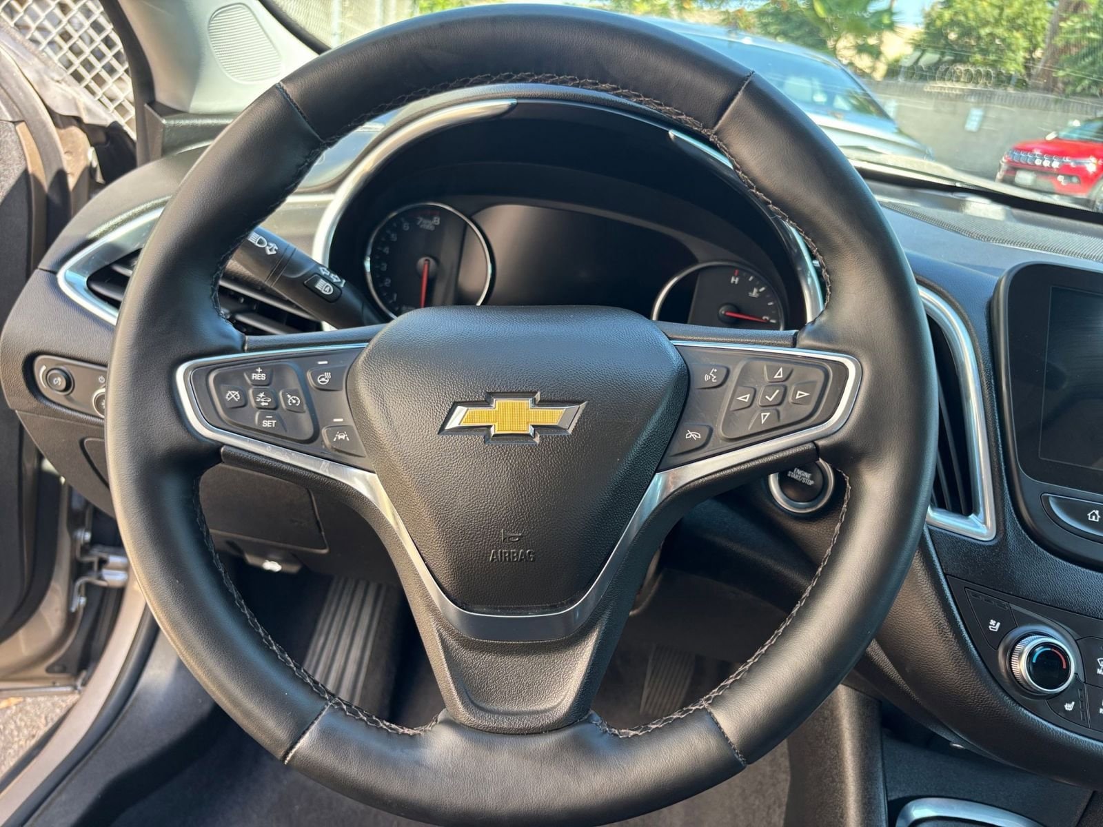 Thumbnail: 2024 Chevrolet Malibu - 28