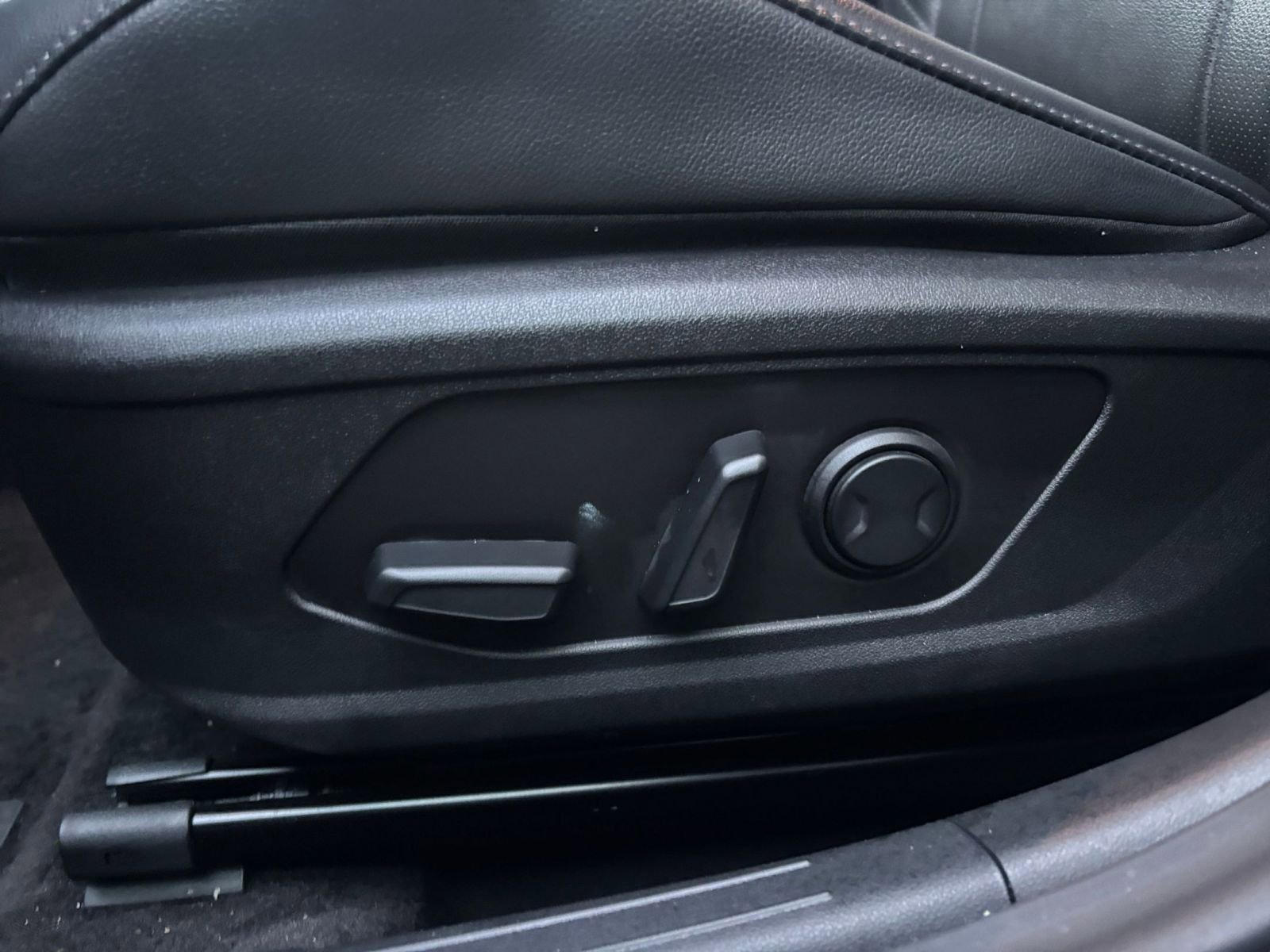 Thumbnail: 2025 Hyundai Elantra - 23