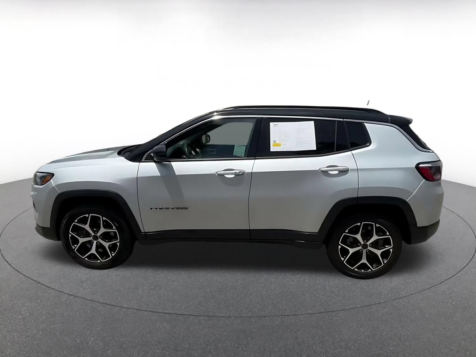 Thumbnail: 2025 Jeep Compass - 8