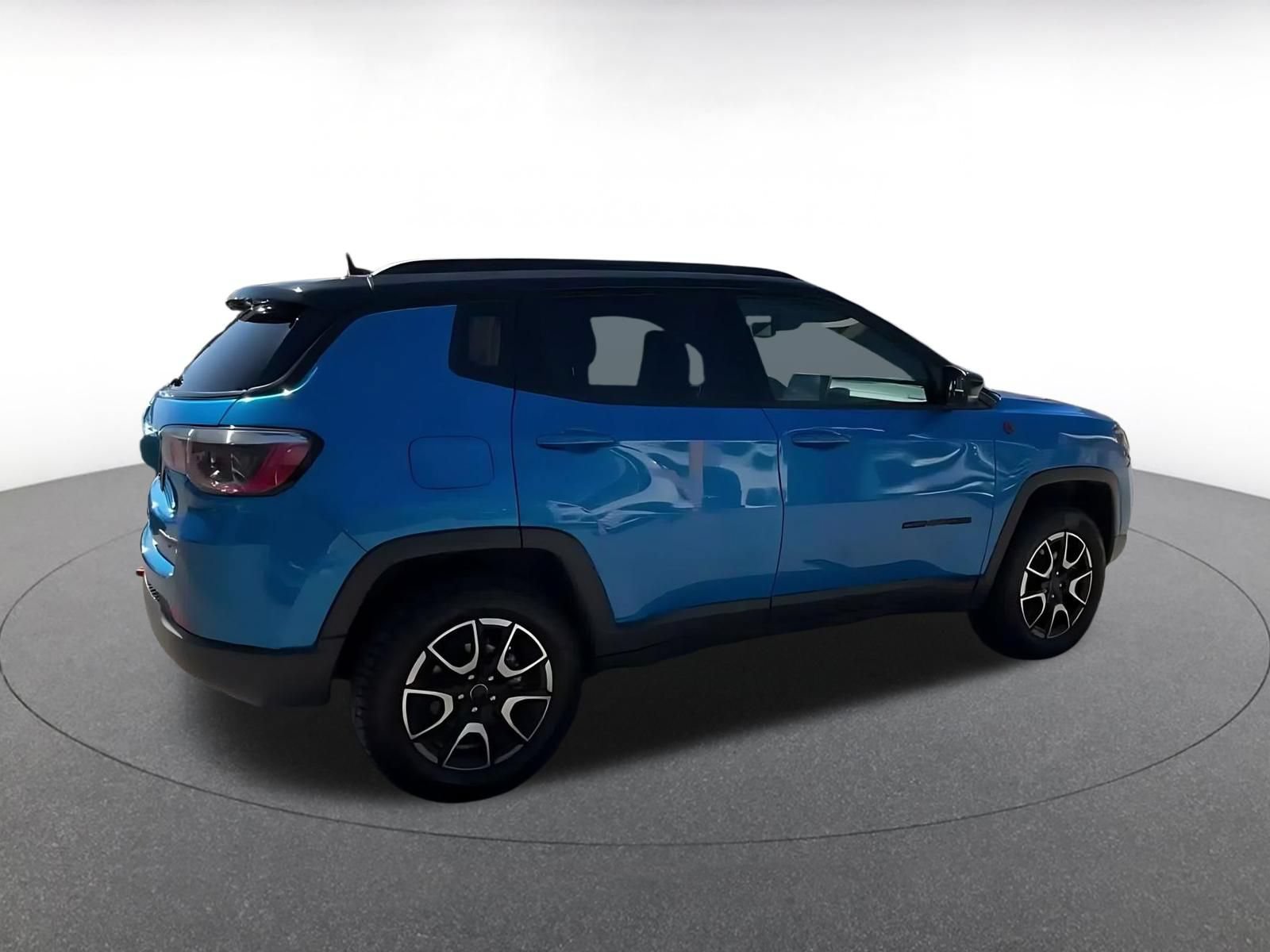 Thumbnail: 2025 Jeep Compass - 14