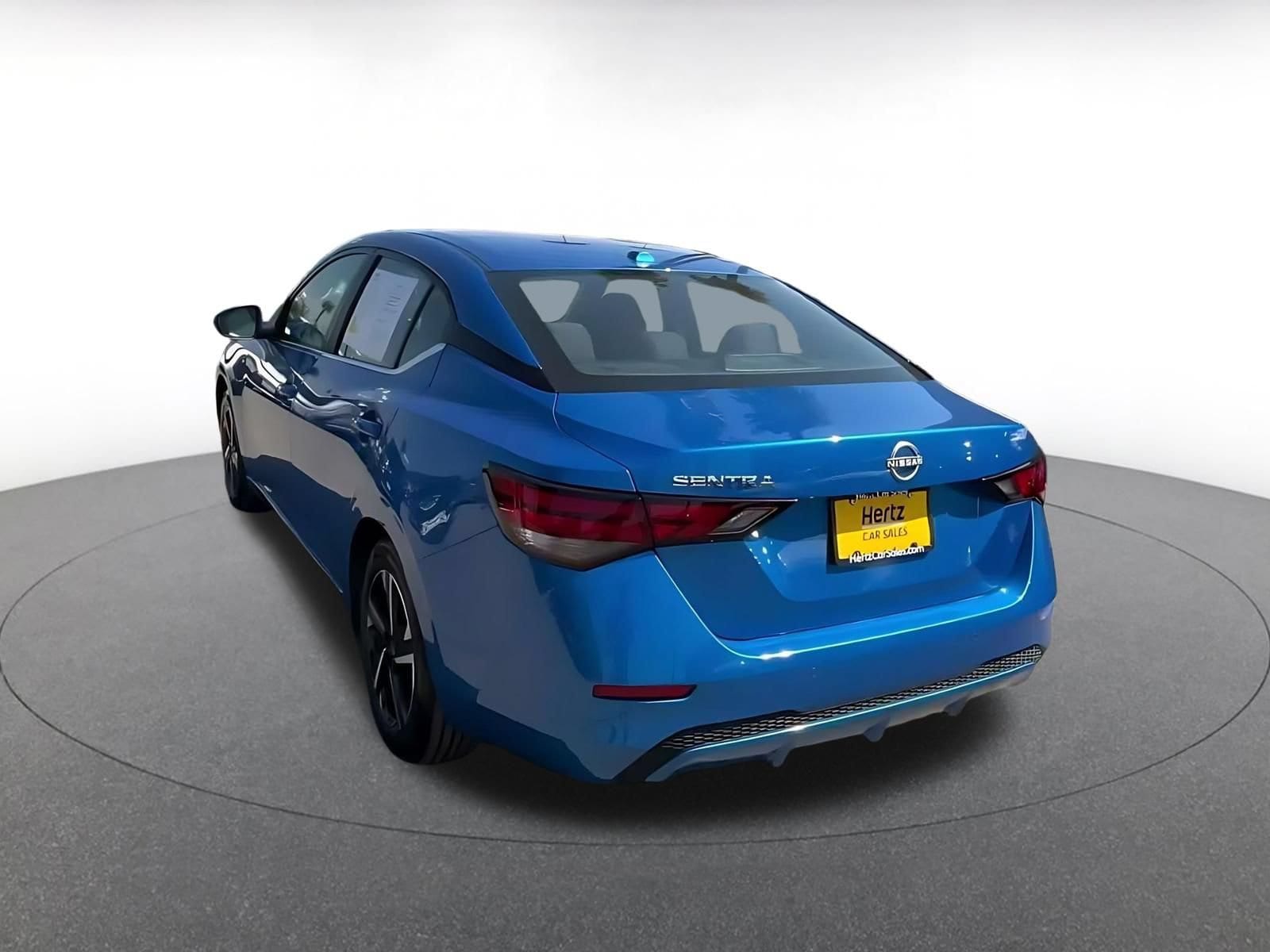 Thumbnail: 2025 Nissan Sentra - 11