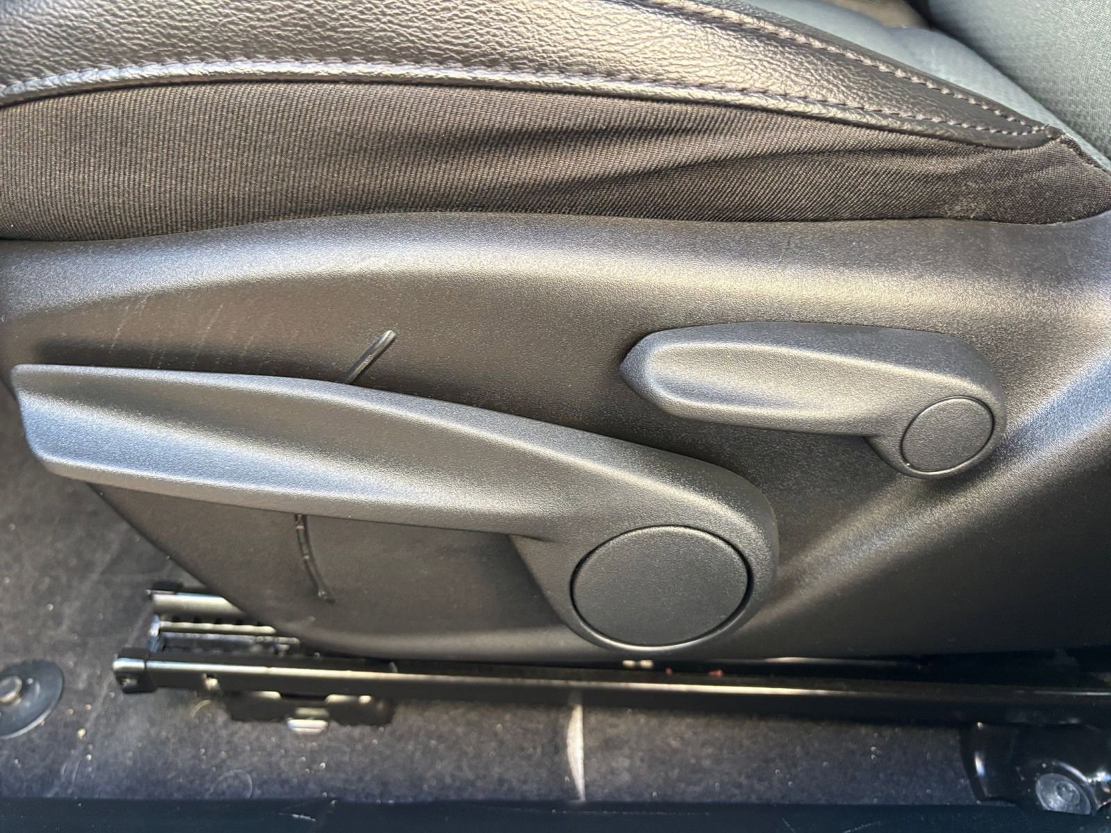 Thumbnail: 2025 Jeep Compass - 23