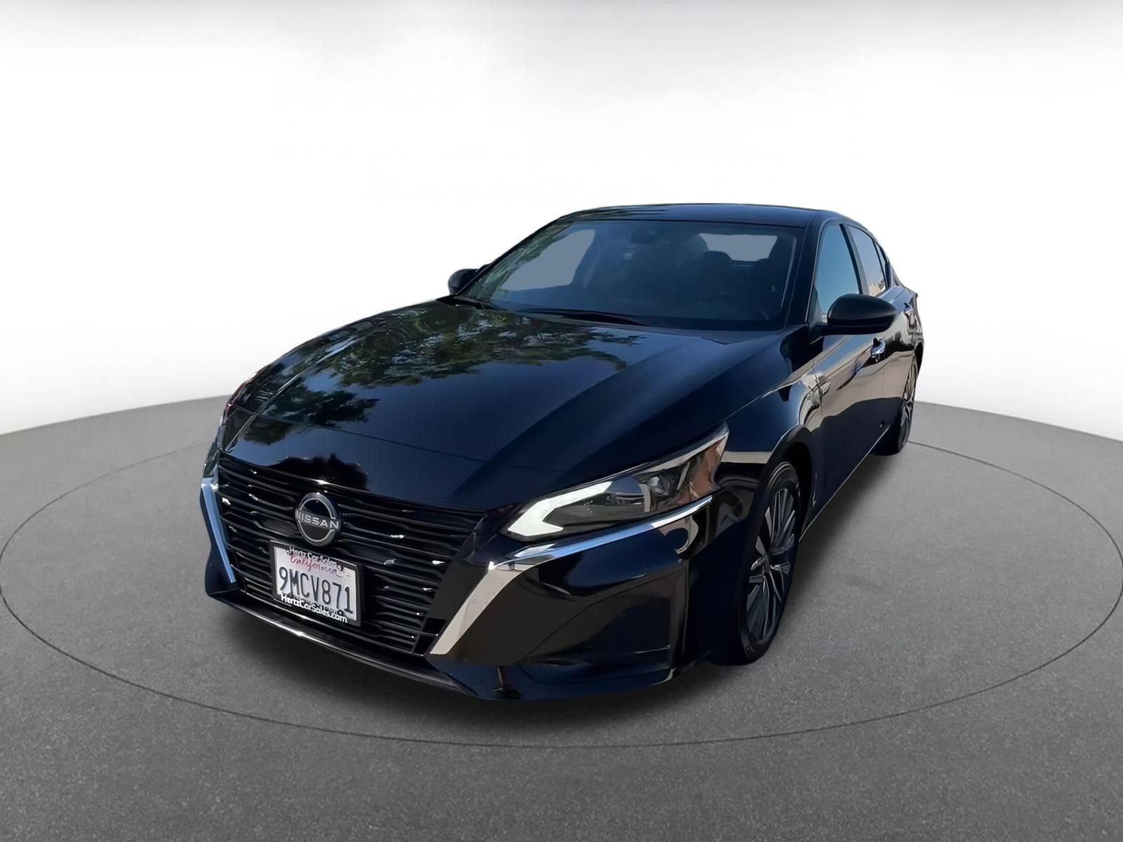 Thumbnail: 2024 Nissan Altima - 7