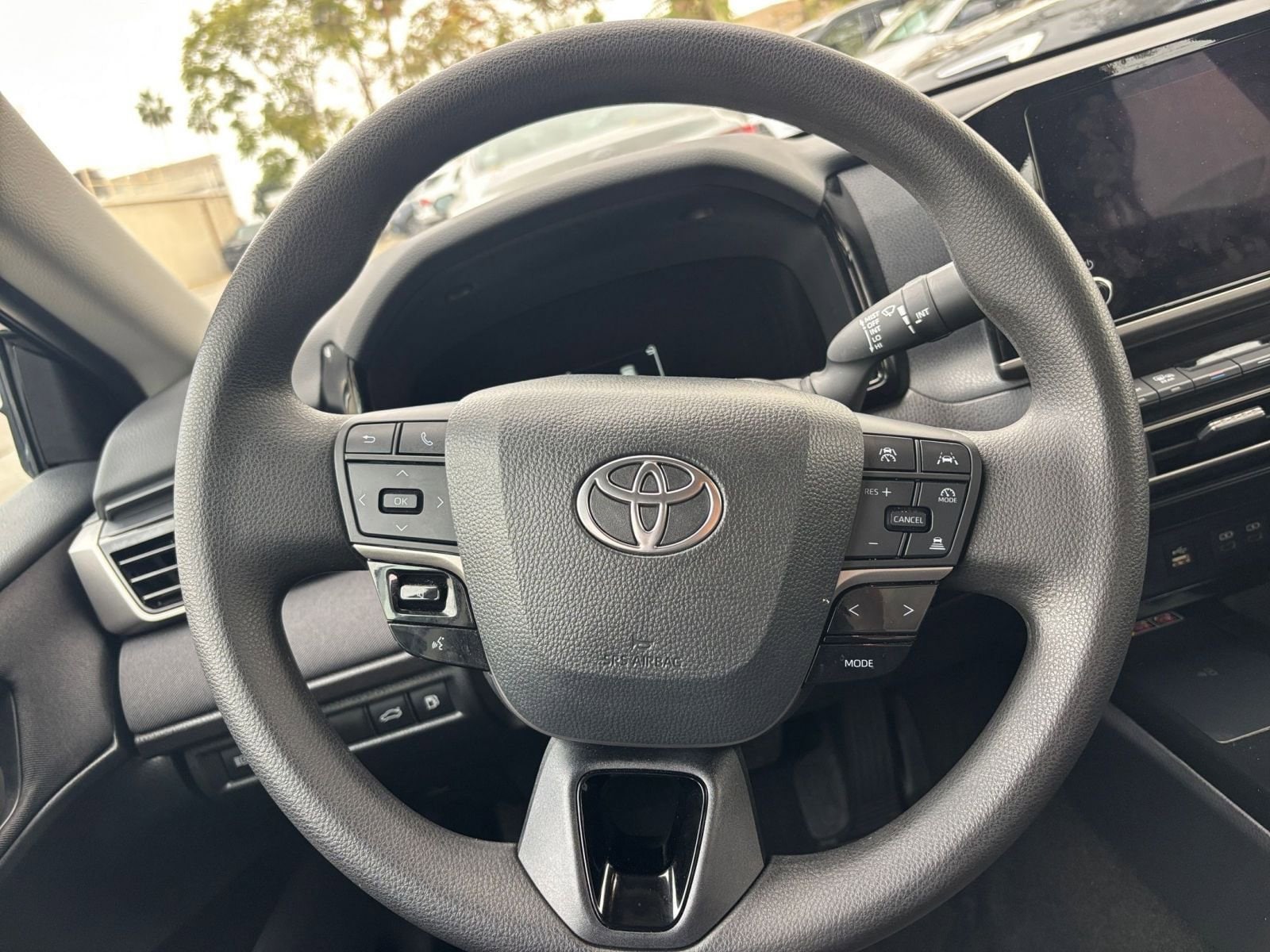 Thumbnail: 2025 Toyota Camry - 28