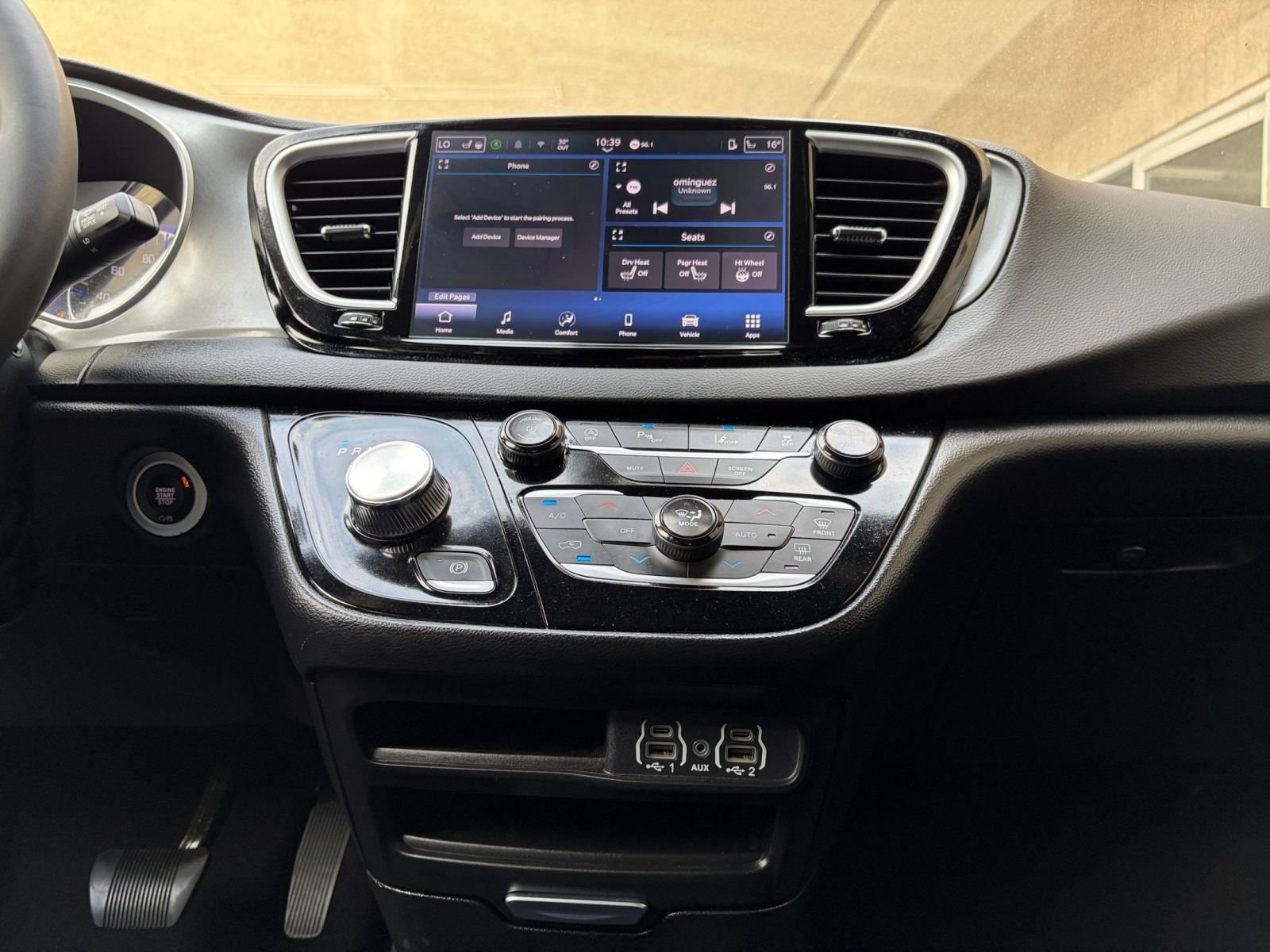Thumbnail: 2025 Chrysler Pacifica - 16