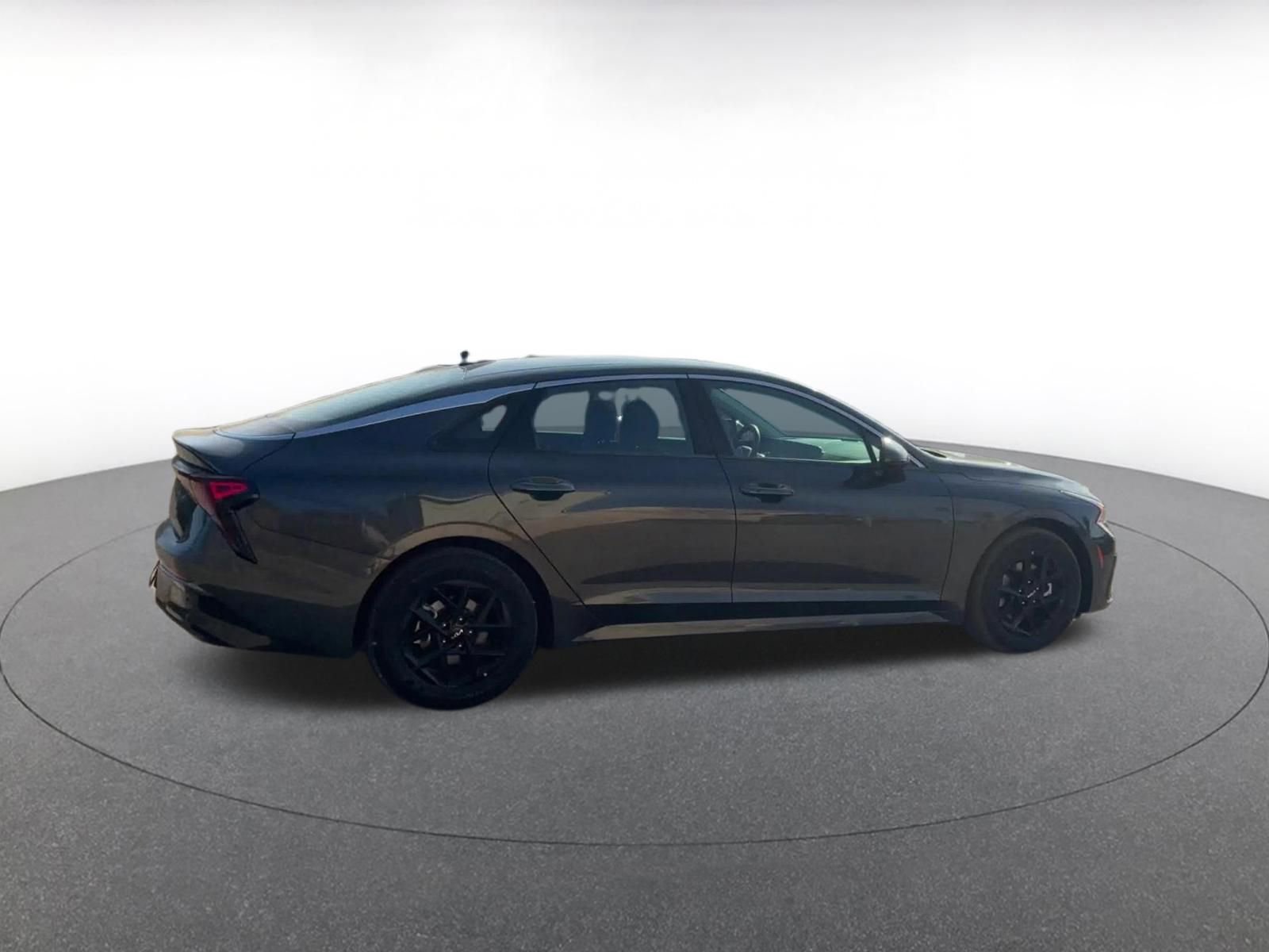 Thumbnail: 2025 Kia K5 - 15