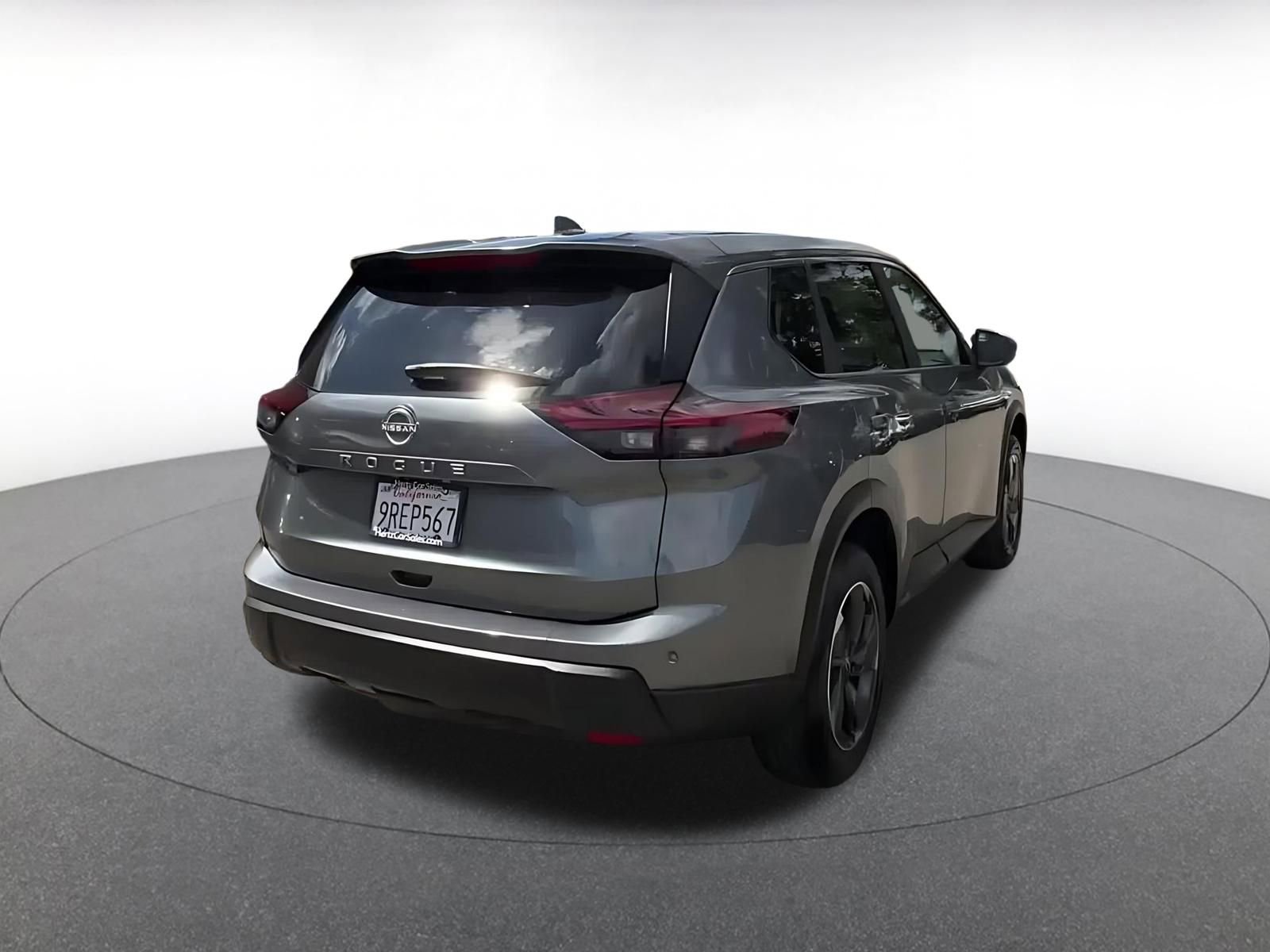 Thumbnail: 2025 Nissan Rogue - 14