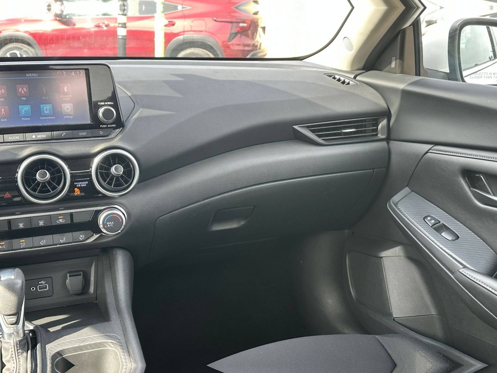 Thumbnail: 2025 Nissan Sentra - 33
