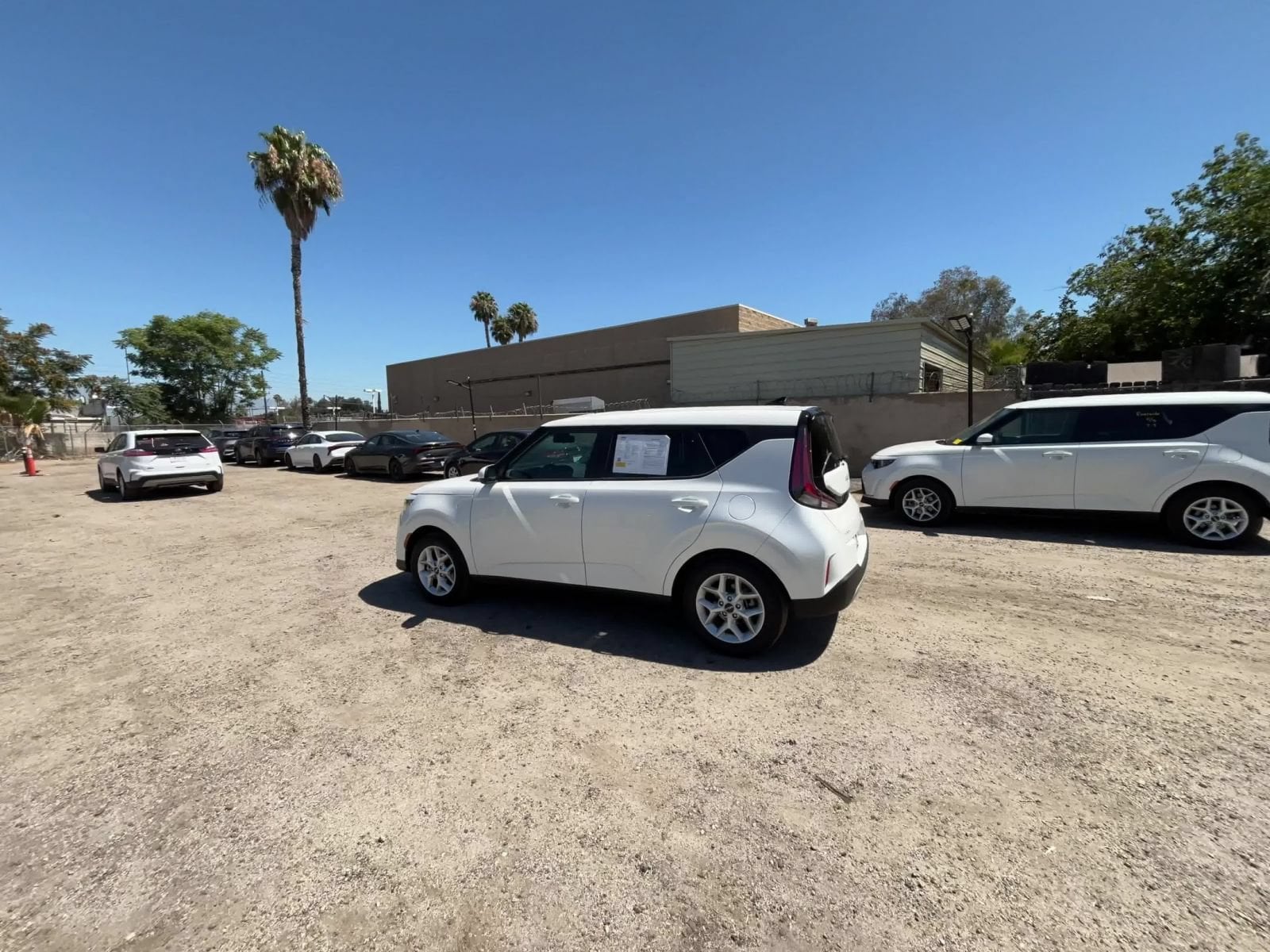 Thumbnail: 2025 Kia Soul - 16