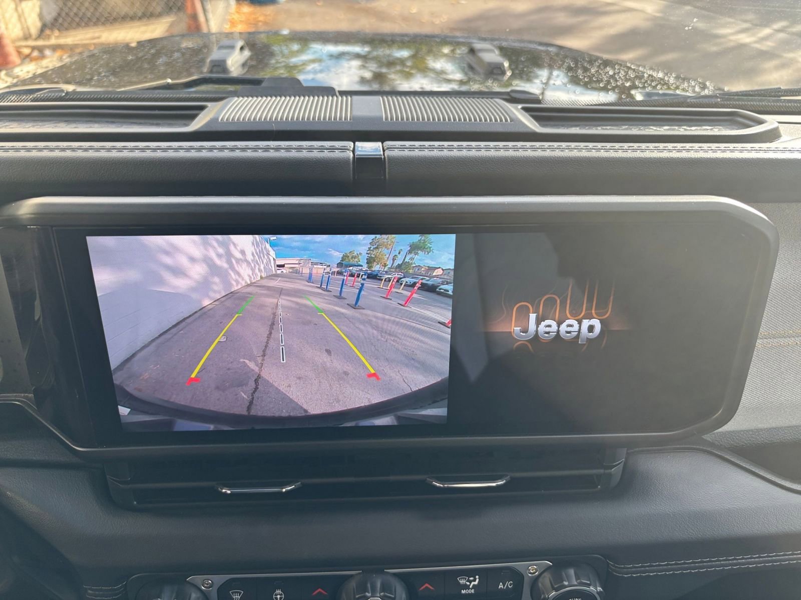 Thumbnail: 2025 Jeep Wrangler - 17