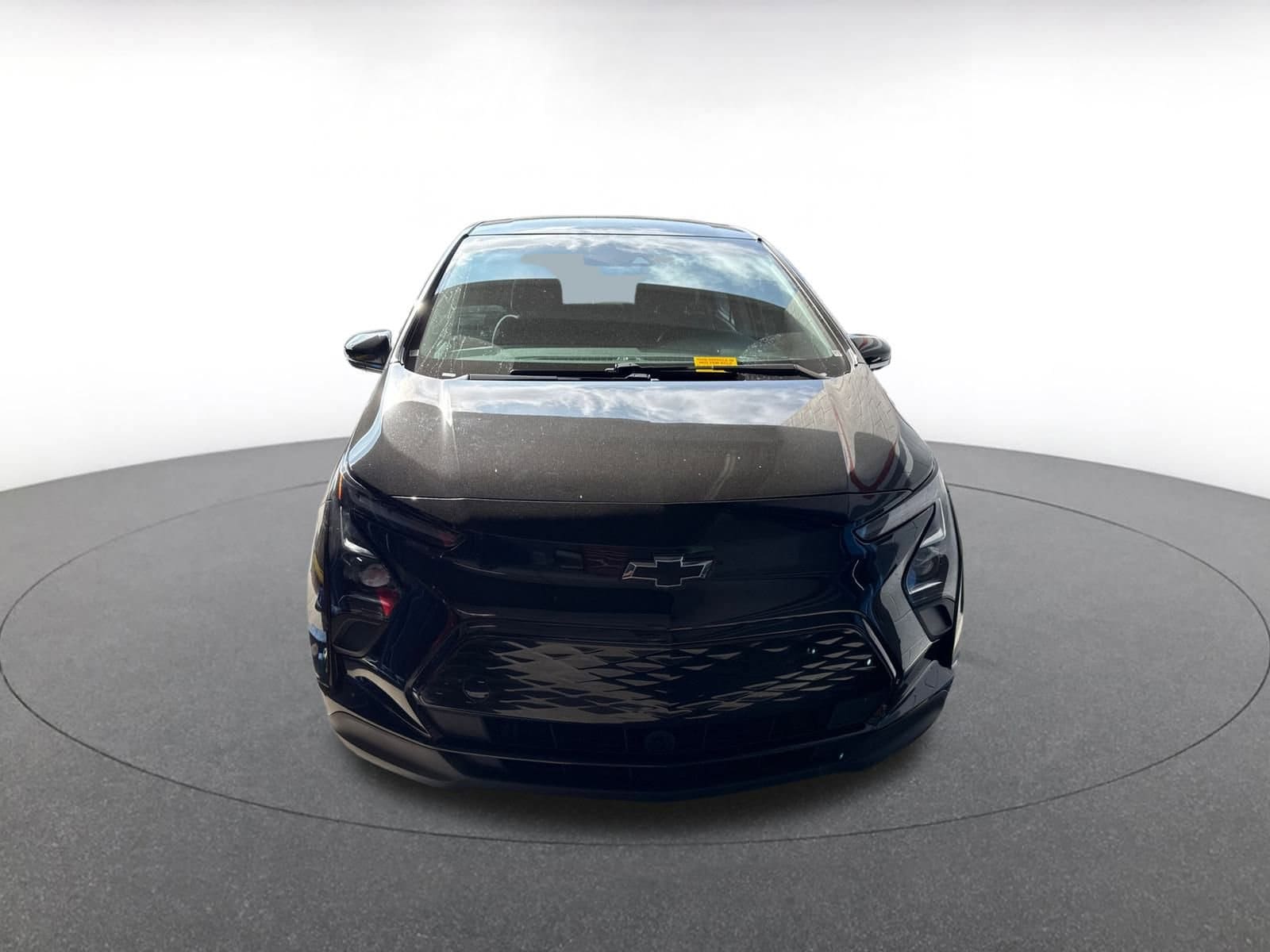 Thumbnail: 2023 Chevrolet Bolt EV - 2