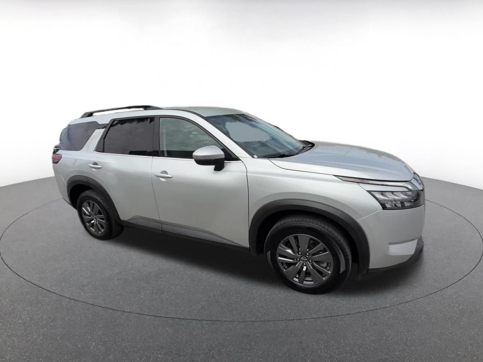 Thumbnail: 2025 Nissan Pathfinder - 2