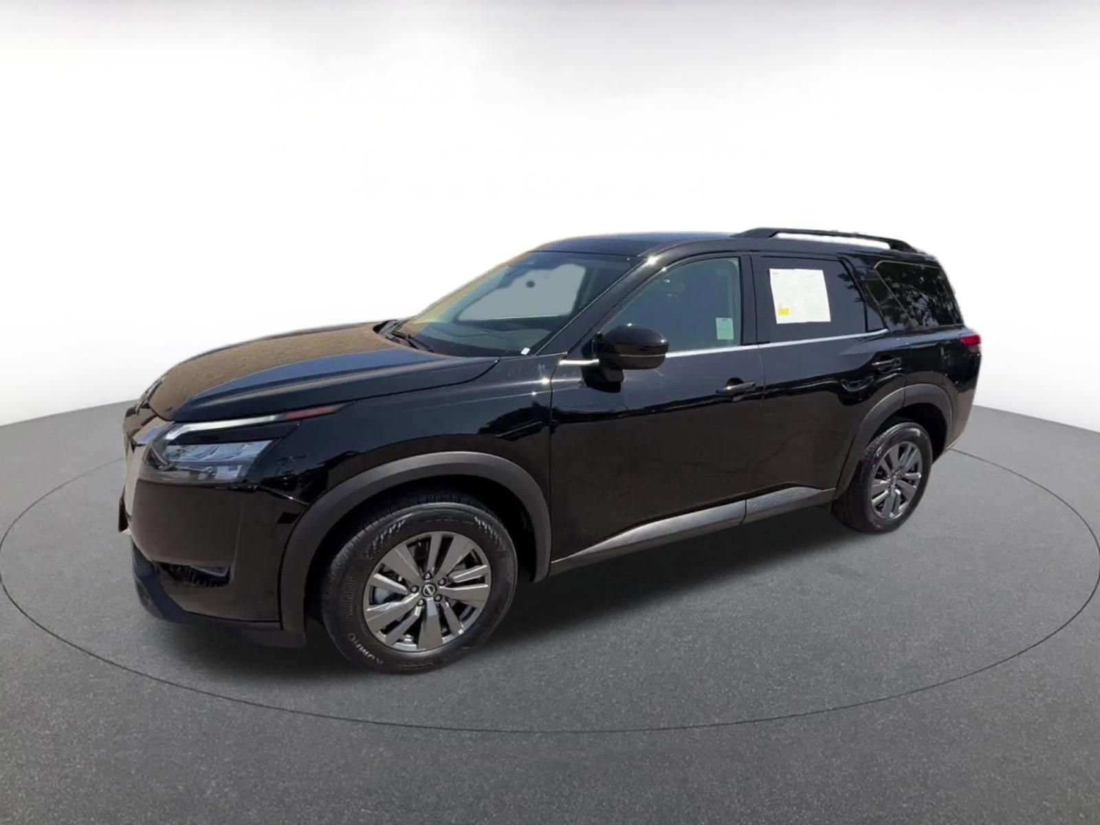Thumbnail: 2025 Nissan Pathfinder - 8