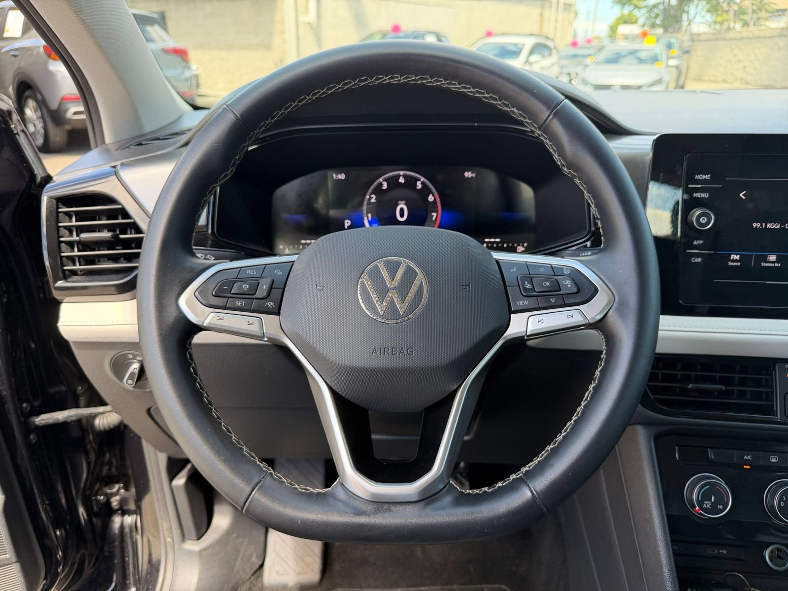 Thumbnail: 2025 Volkswagen Taos - 25