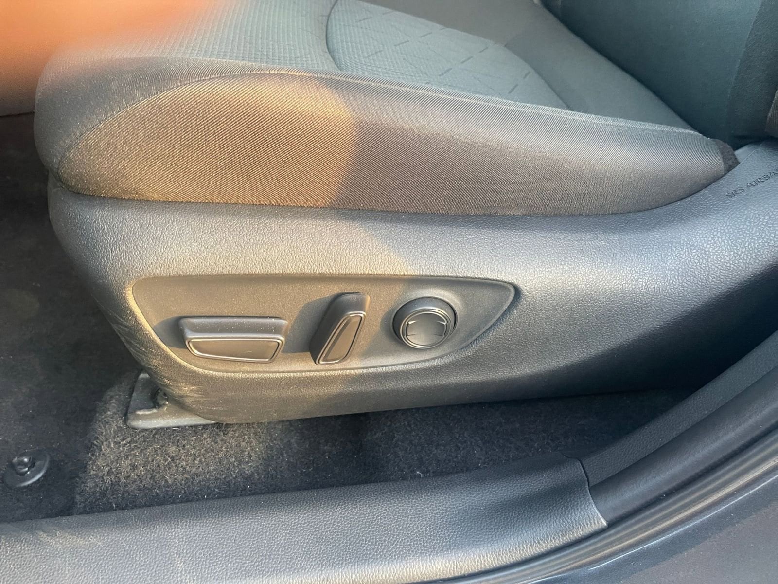 Thumbnail: 2025 Toyota RAV4 - 23