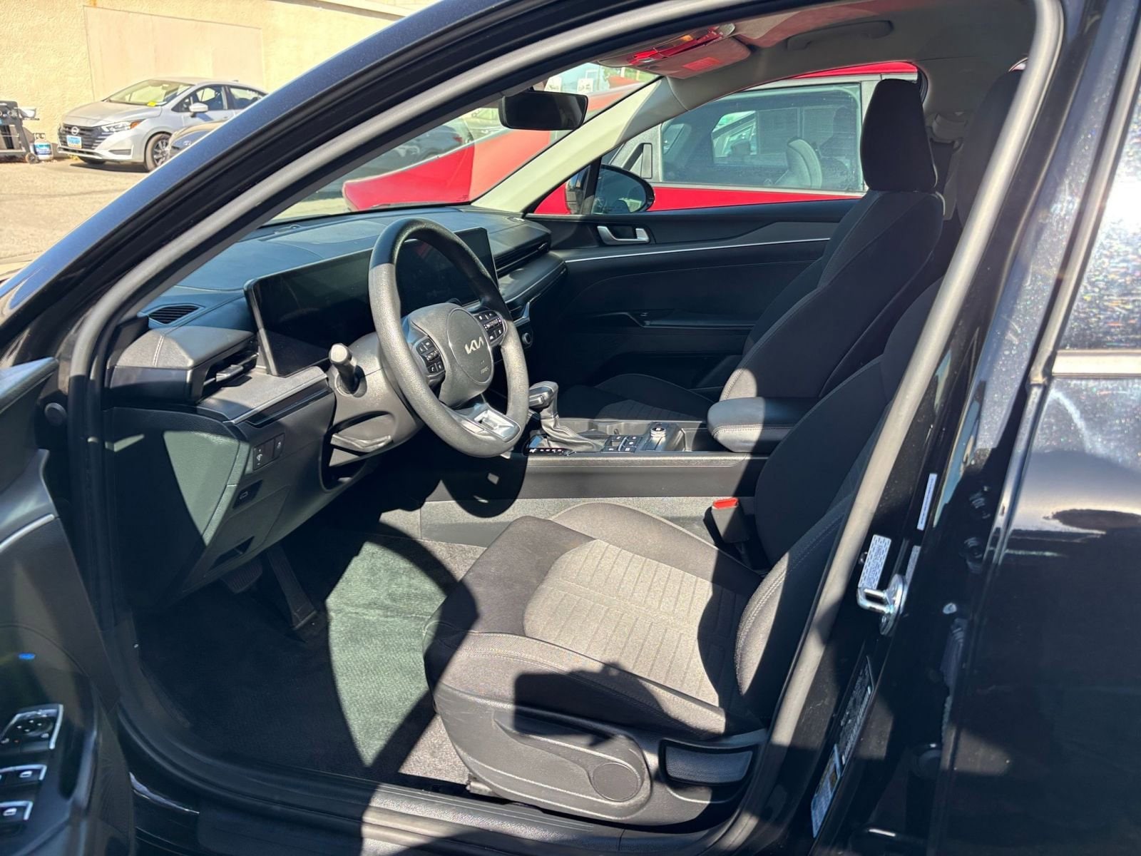 Thumbnail: 2025 Kia K5 - 29