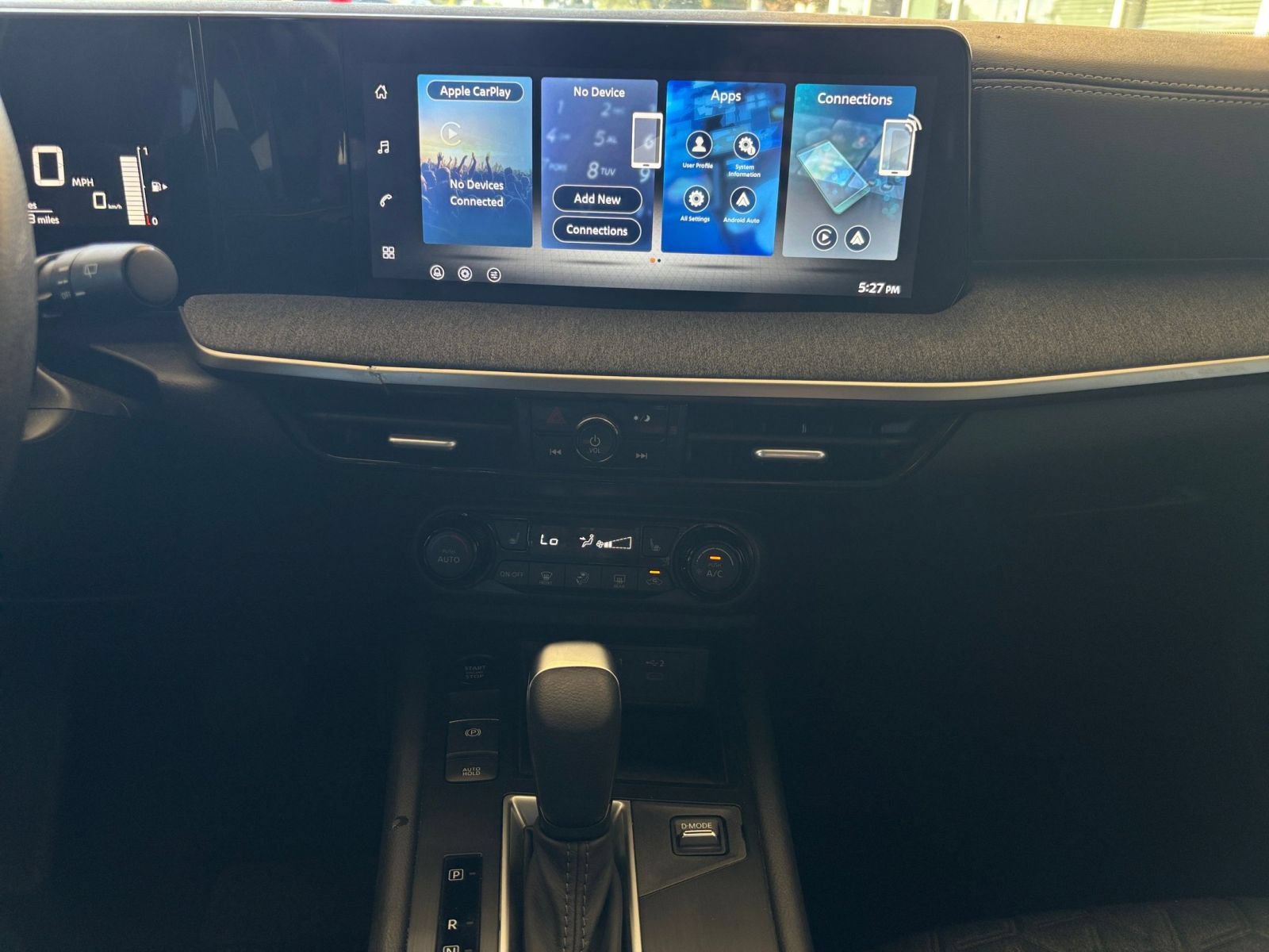 Thumbnail: 2026 Nissan Kicks - 19