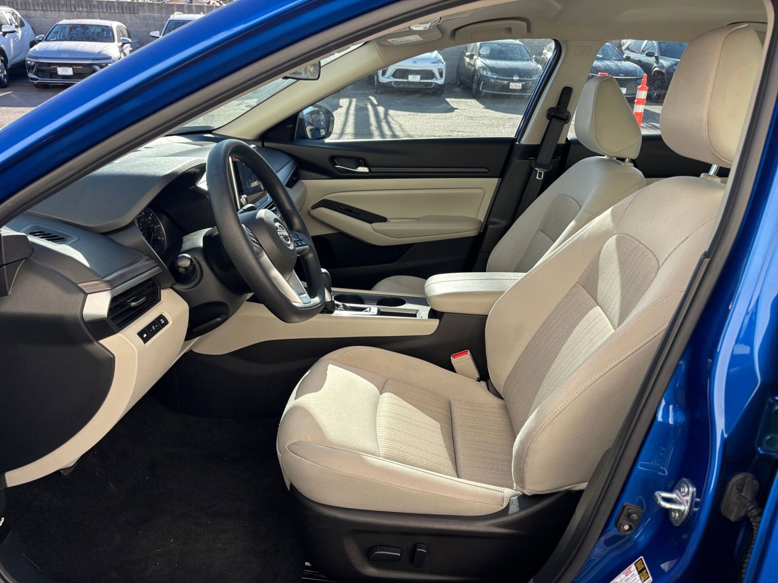 Thumbnail: 2025 Nissan Altima - 27