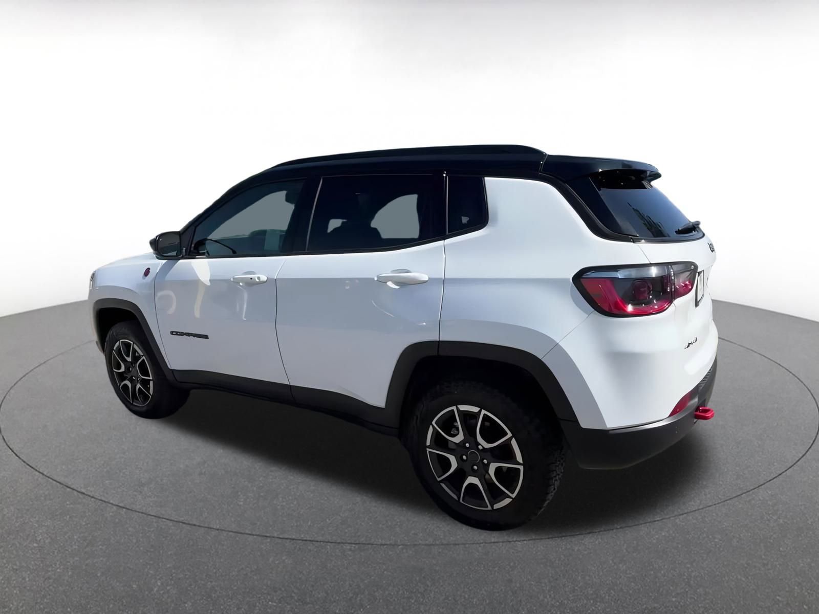 Thumbnail: 2025 Jeep Compass - 10