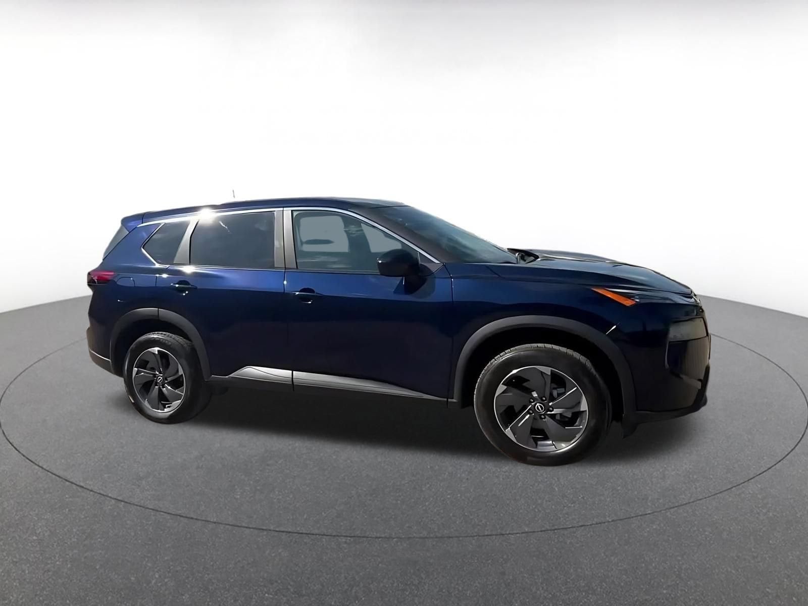 Thumbnail: 2025 Nissan Rogue - 2
