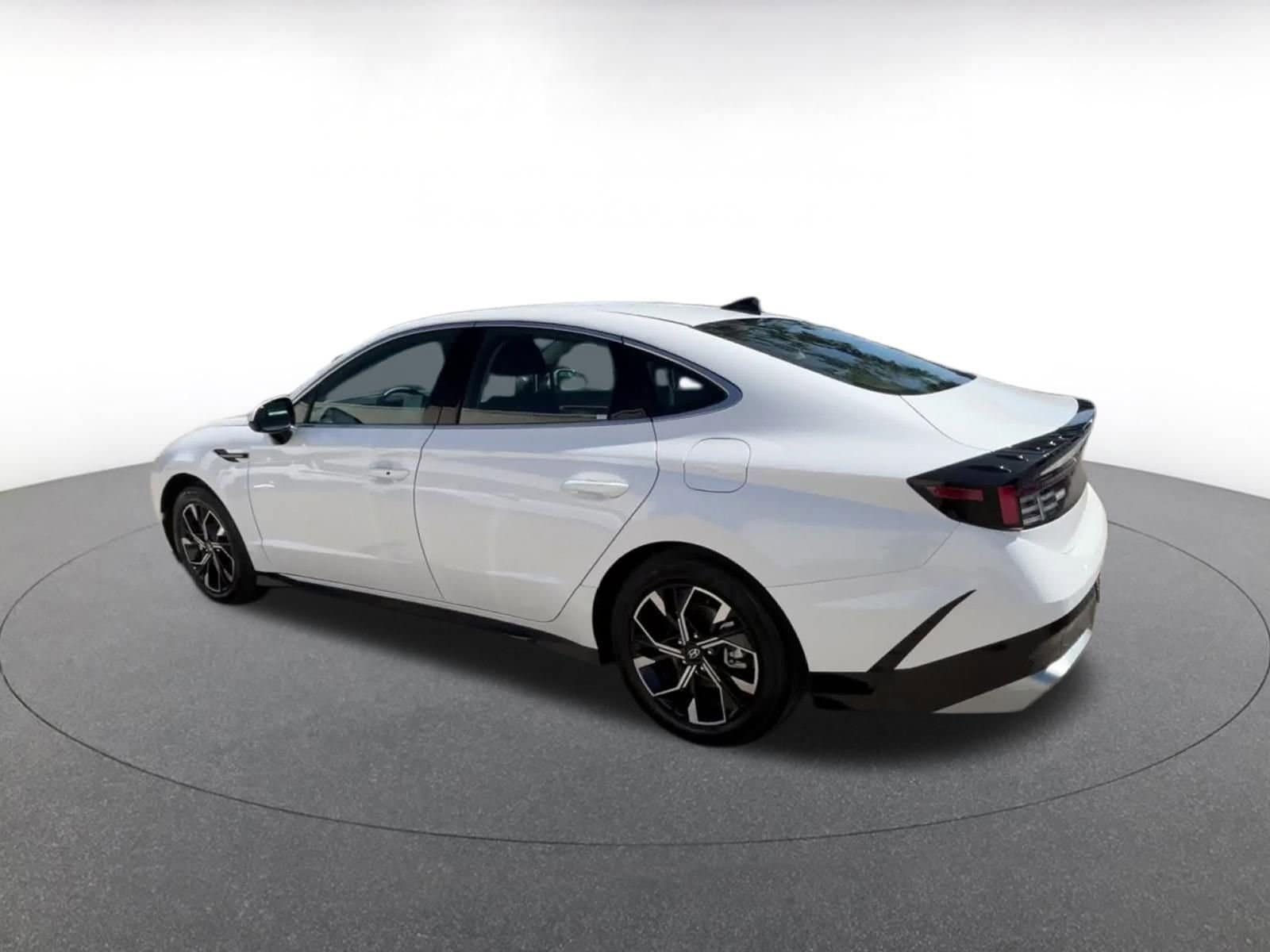 Thumbnail: 2025 Hyundai Sonata - 10