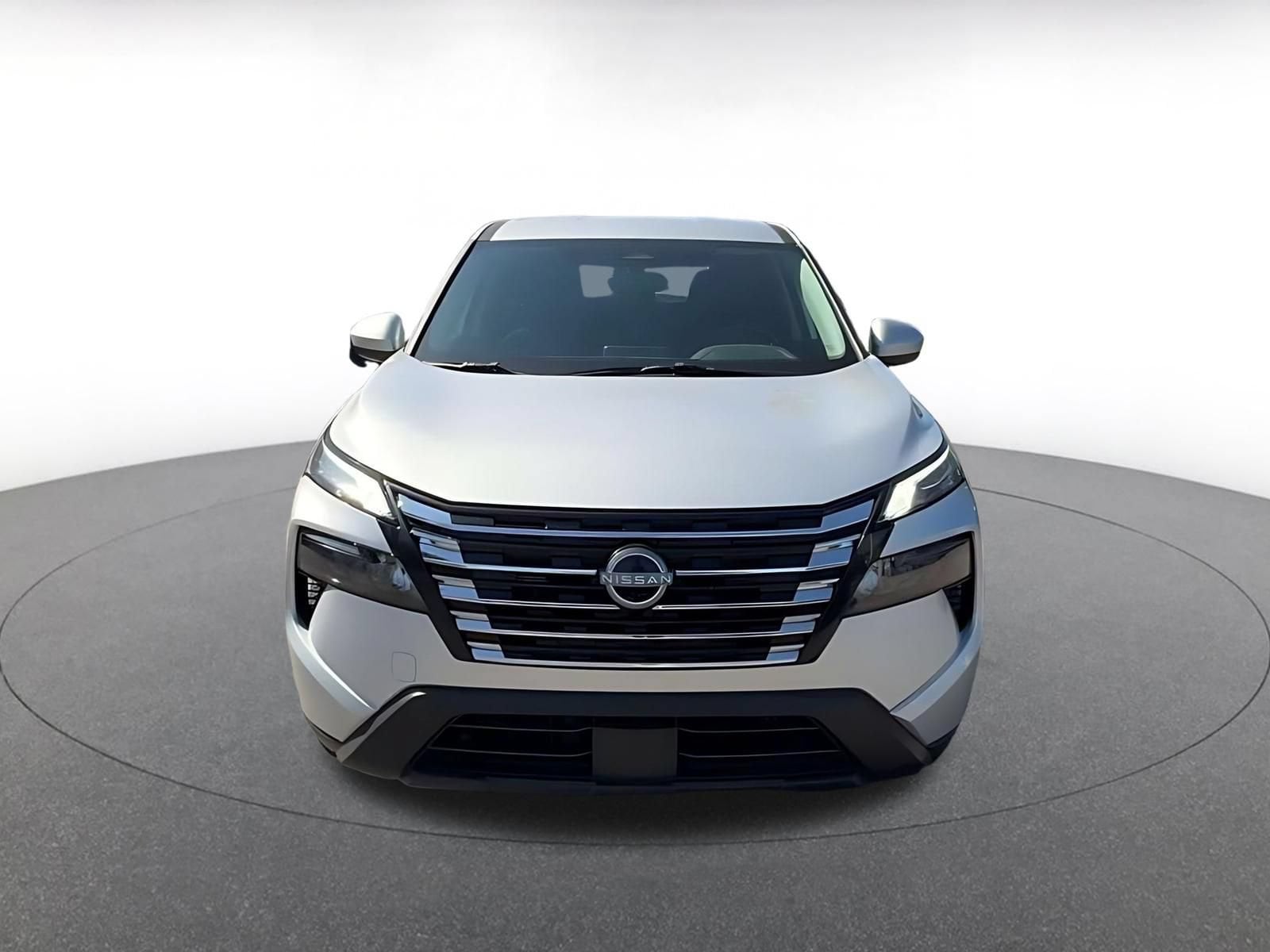 Thumbnail: 2025 Nissan Rogue - 4