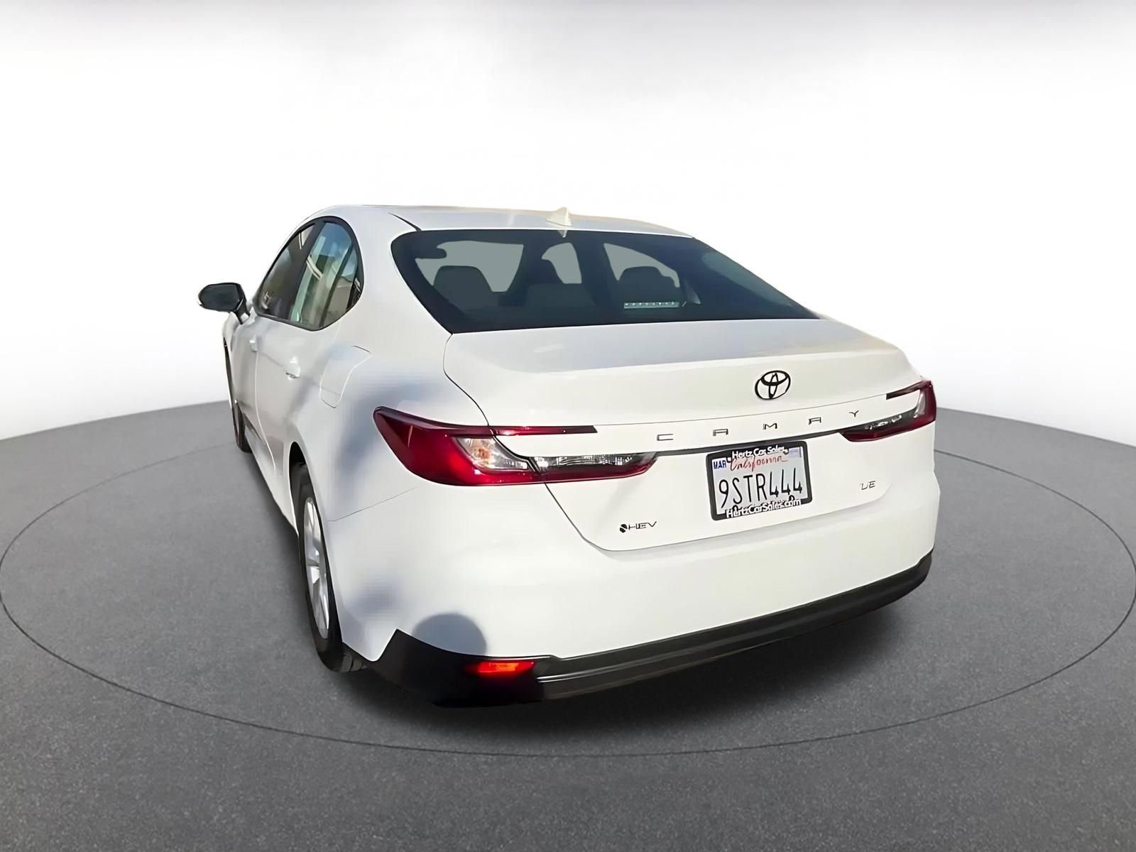 Thumbnail: 2025 Toyota Camry - 11