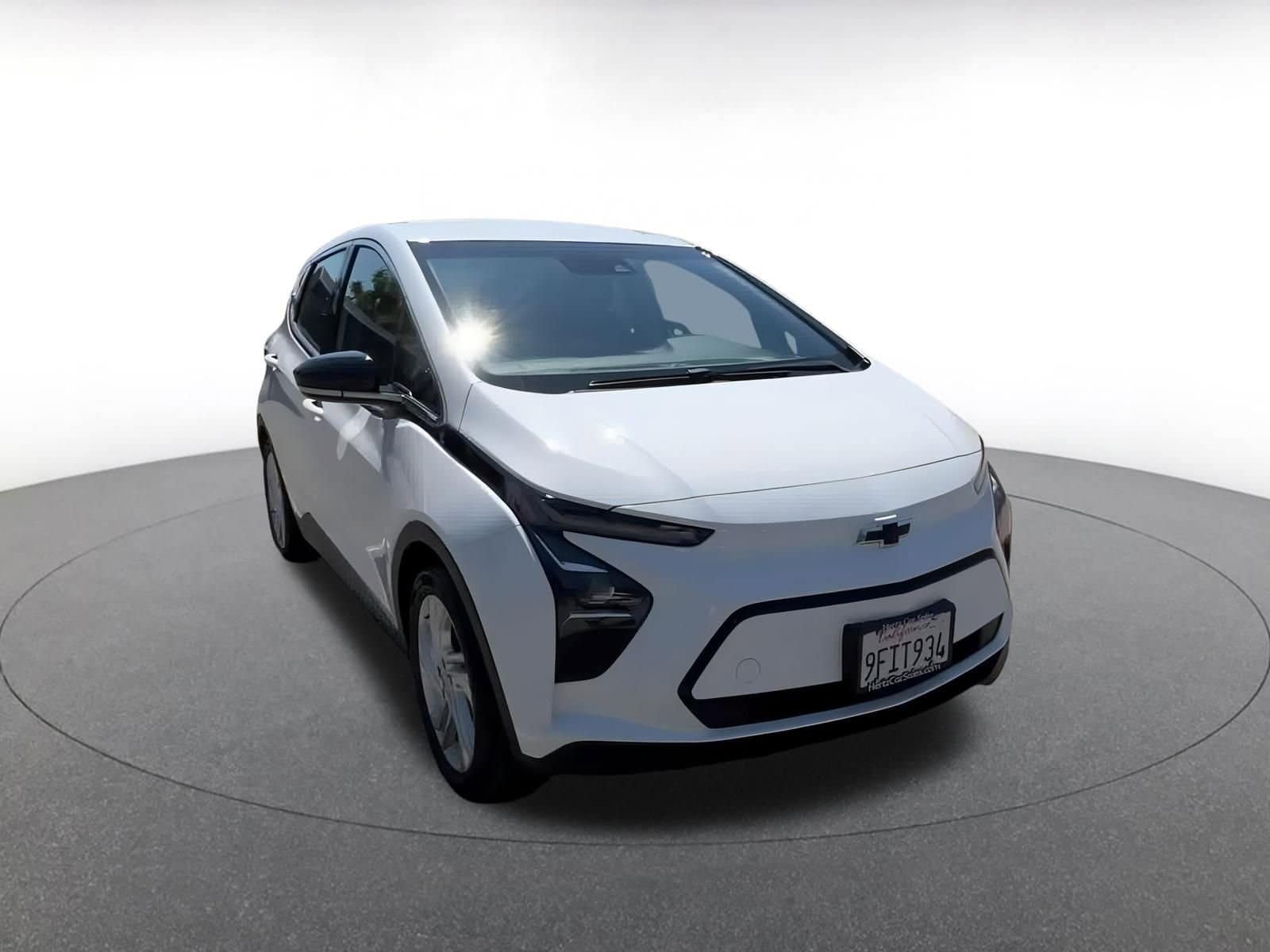 Thumbnail: 2023 Chevrolet Bolt EV - 3