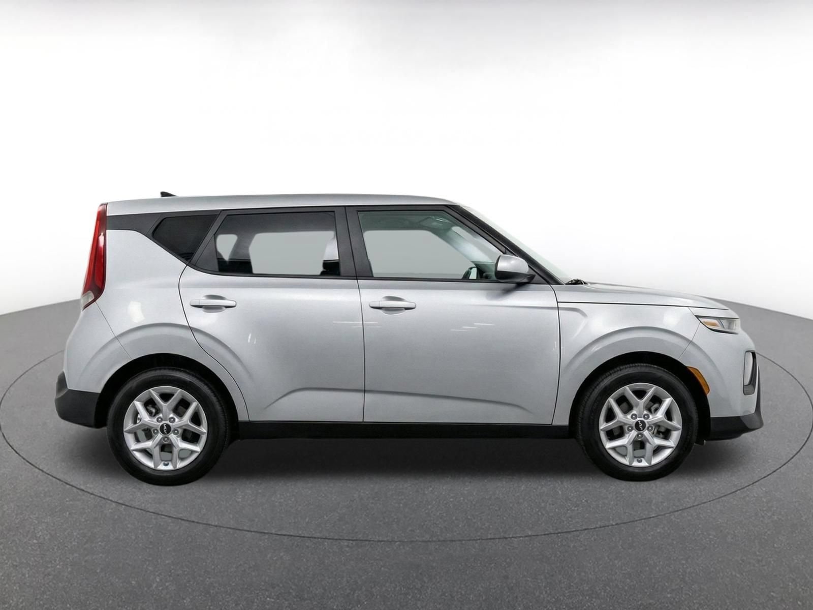 Thumbnail: 2025 Kia Soul - 8