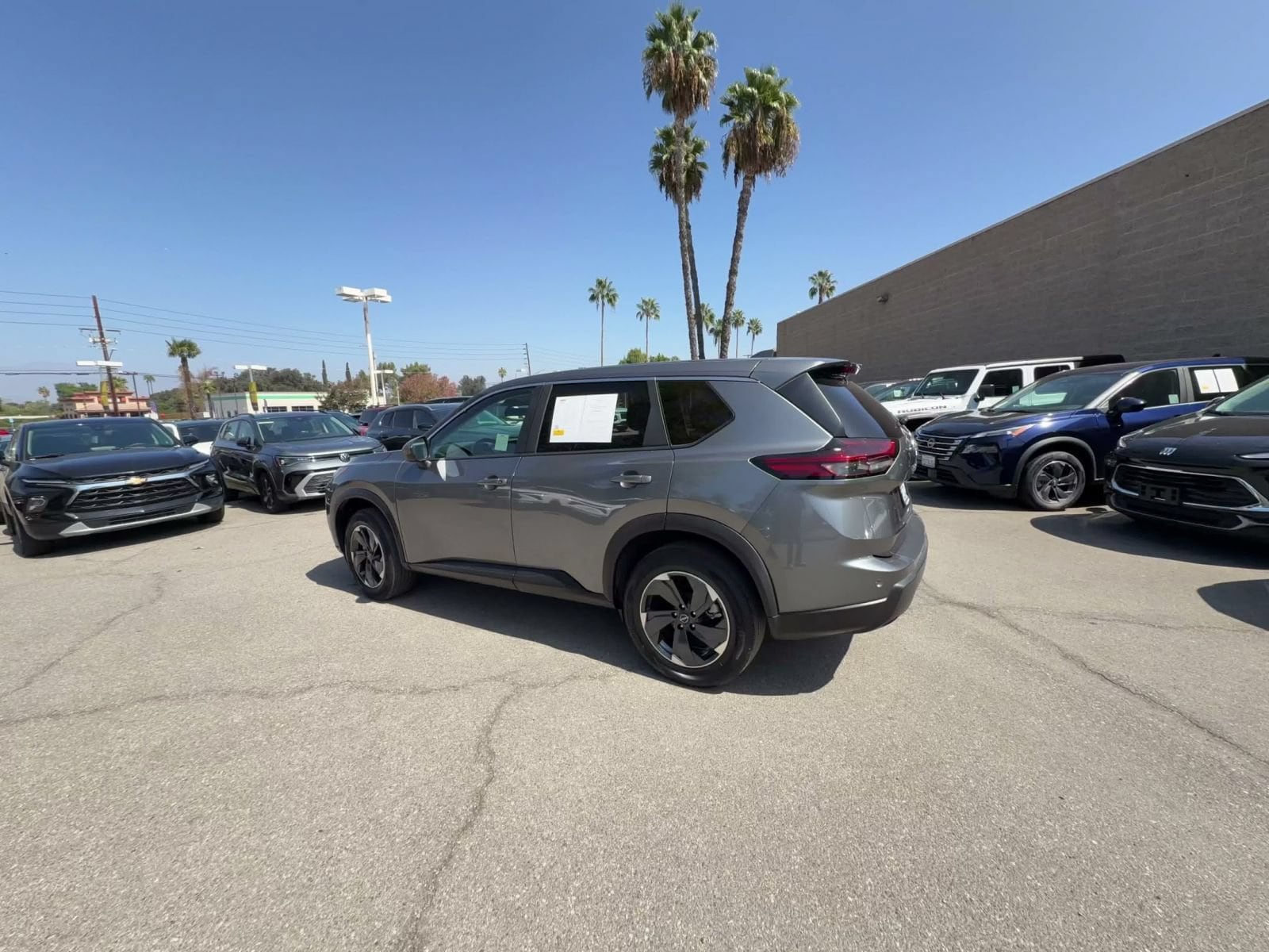 Thumbnail: 2025 Nissan Rogue - 9