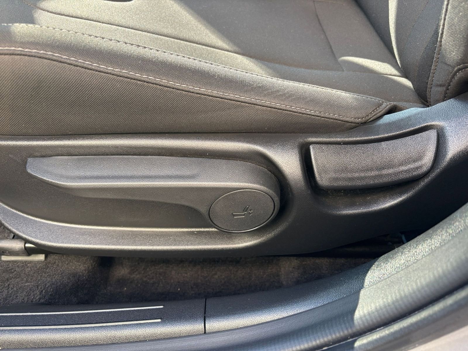 Thumbnail: 2025 Hyundai Elantra - 23