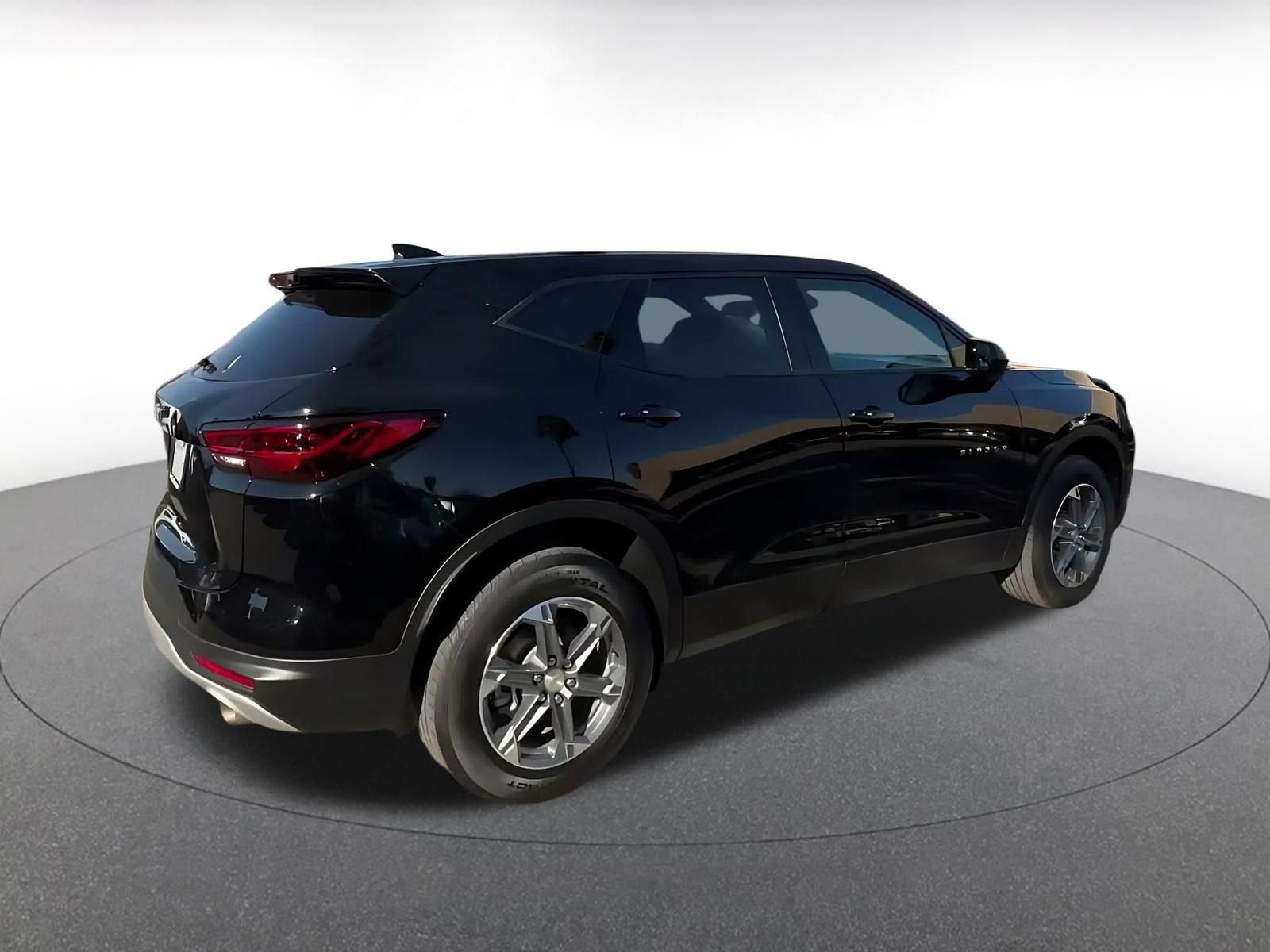 Thumbnail: 2025 Chevrolet Blazer - 14