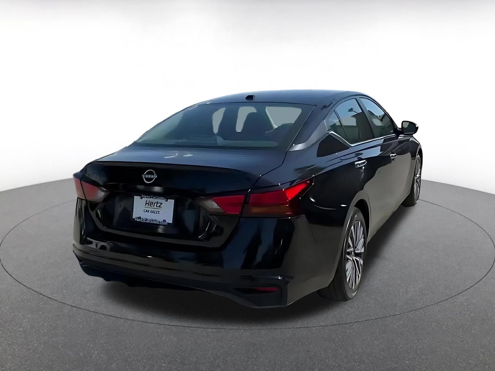 Thumbnail: 2025 Nissan Altima - 12