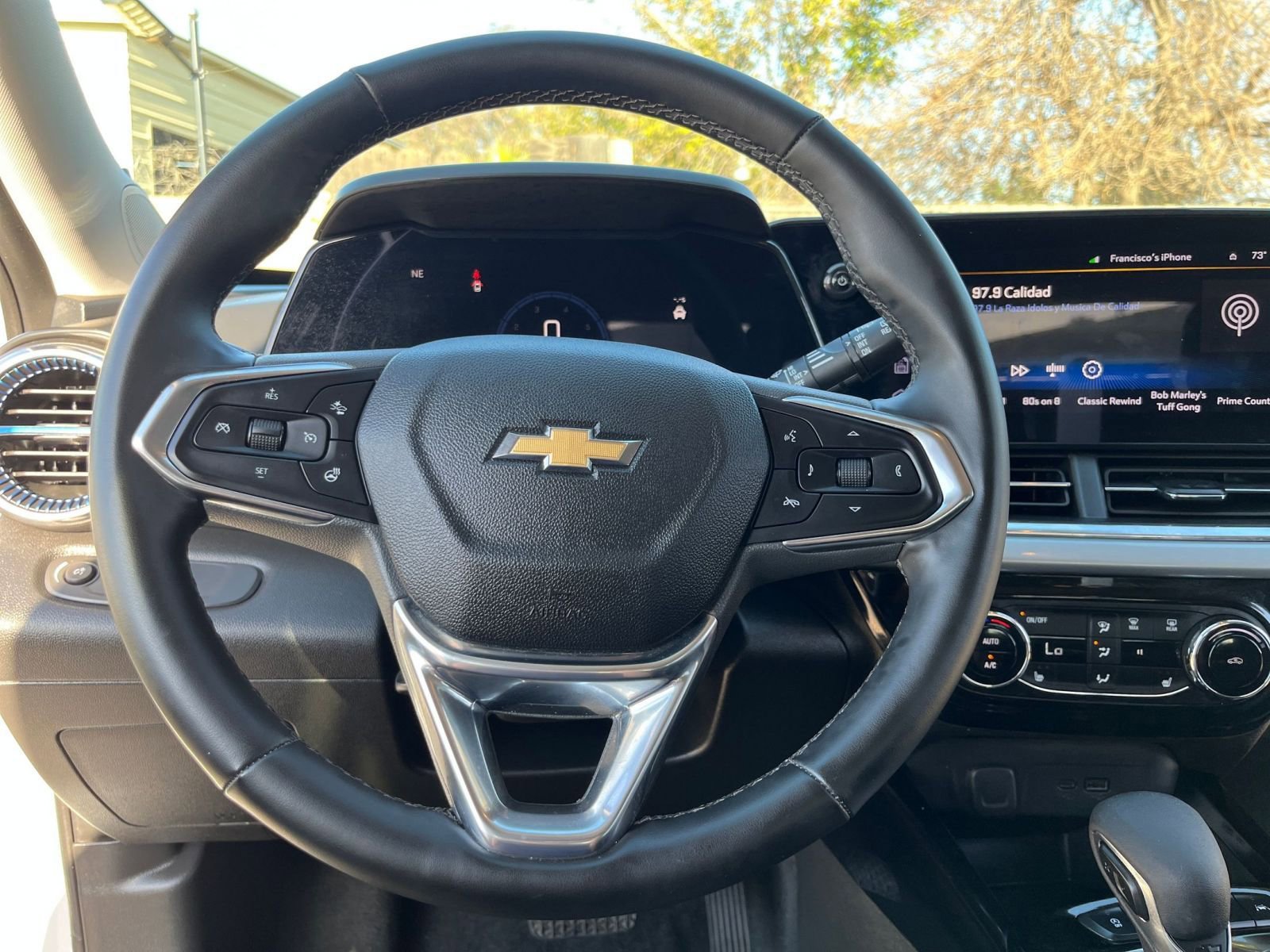 Thumbnail: 2025 Chevrolet Trax - 31