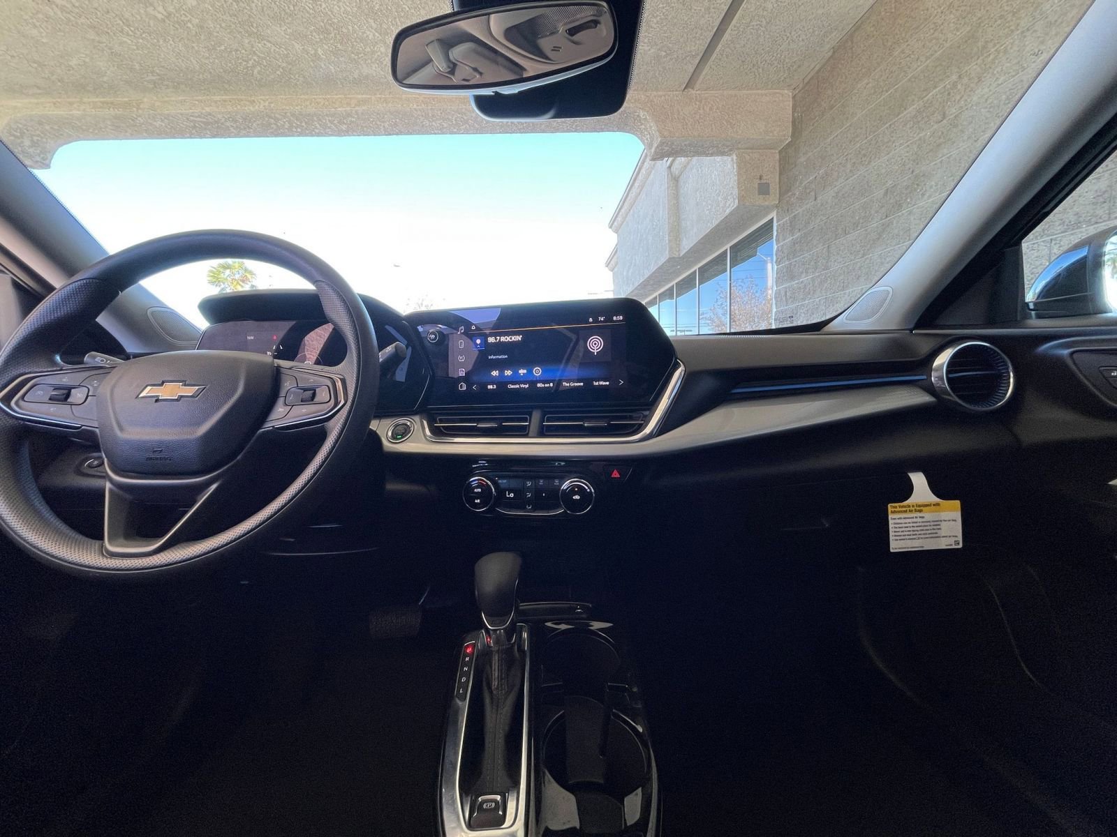 Thumbnail: 2025 Chevrolet Trax - 33