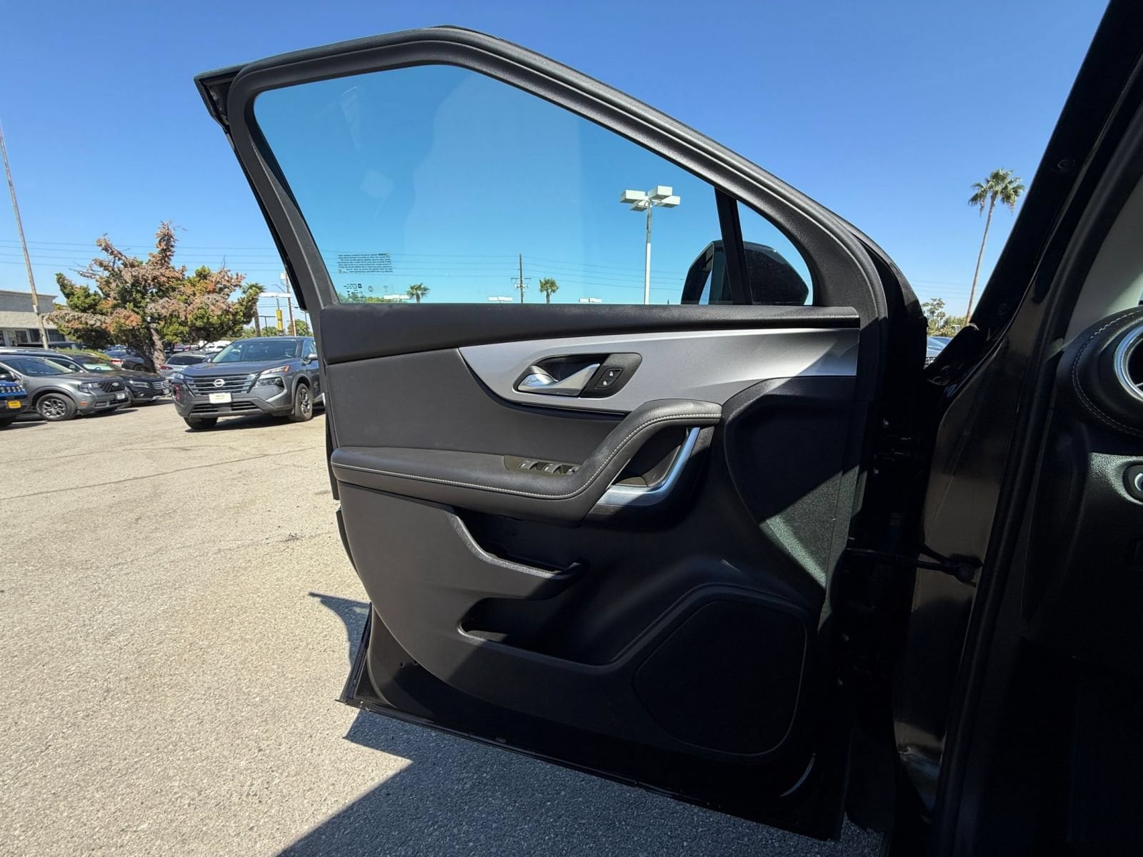 Thumbnail: 2025 Chevrolet Blazer - 18