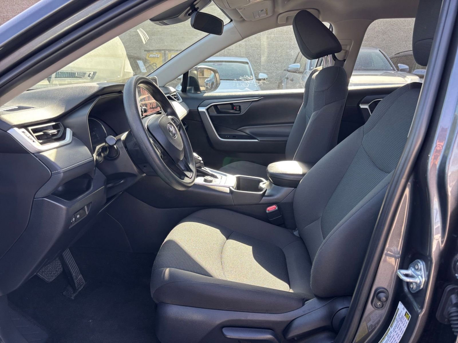 Thumbnail: 2025 Toyota RAV4 - 28