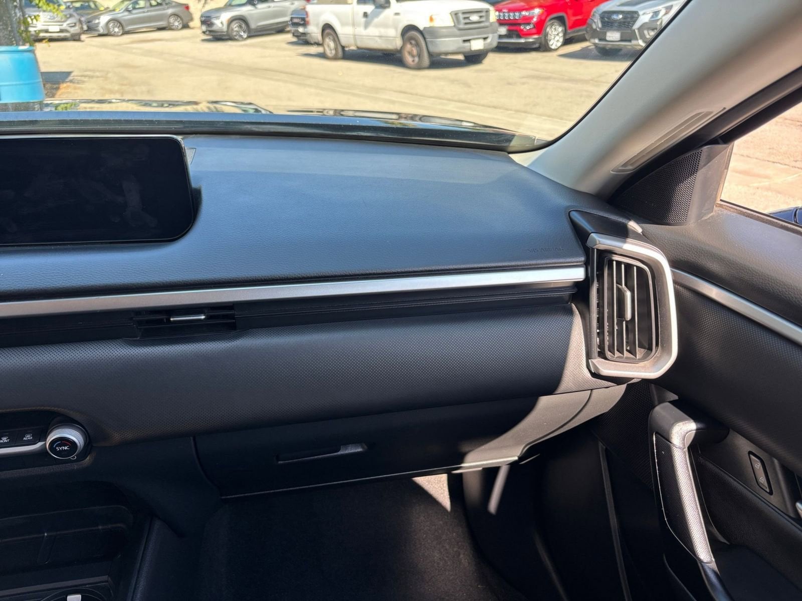 Thumbnail: 2025 Mazda CX-50 - 35