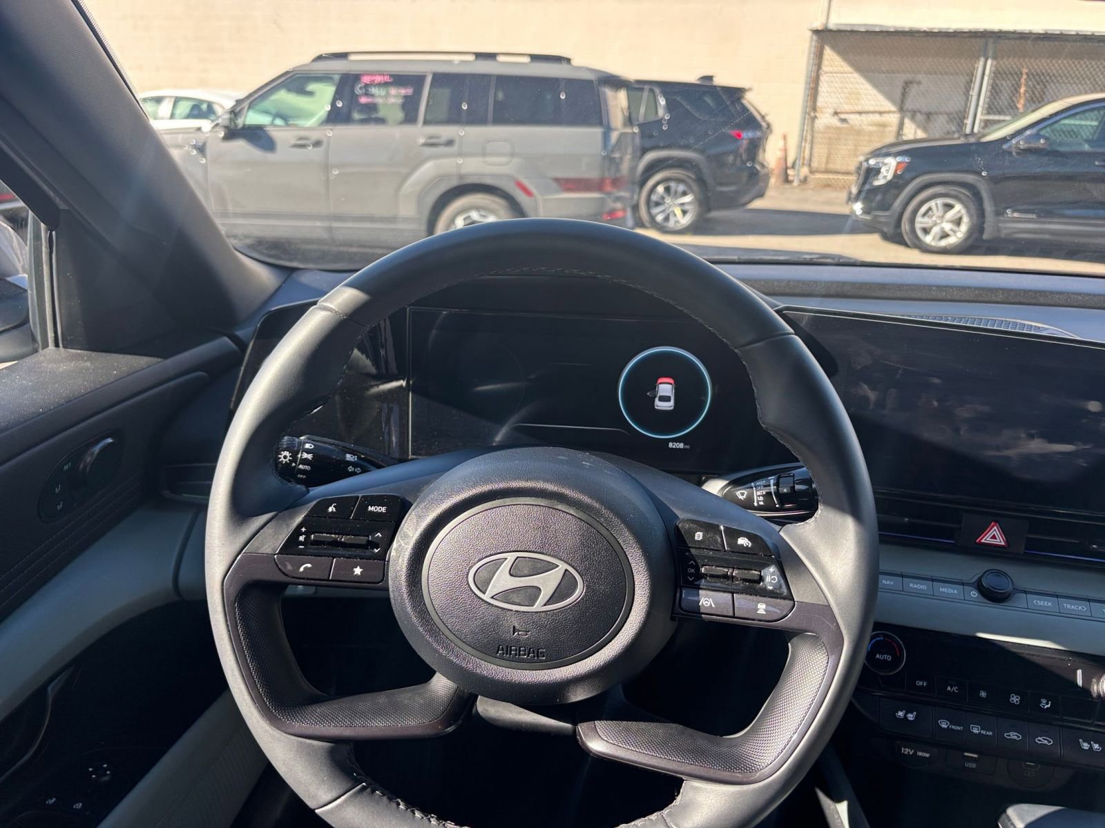 Thumbnail: 2025 Hyundai Elantra - 34