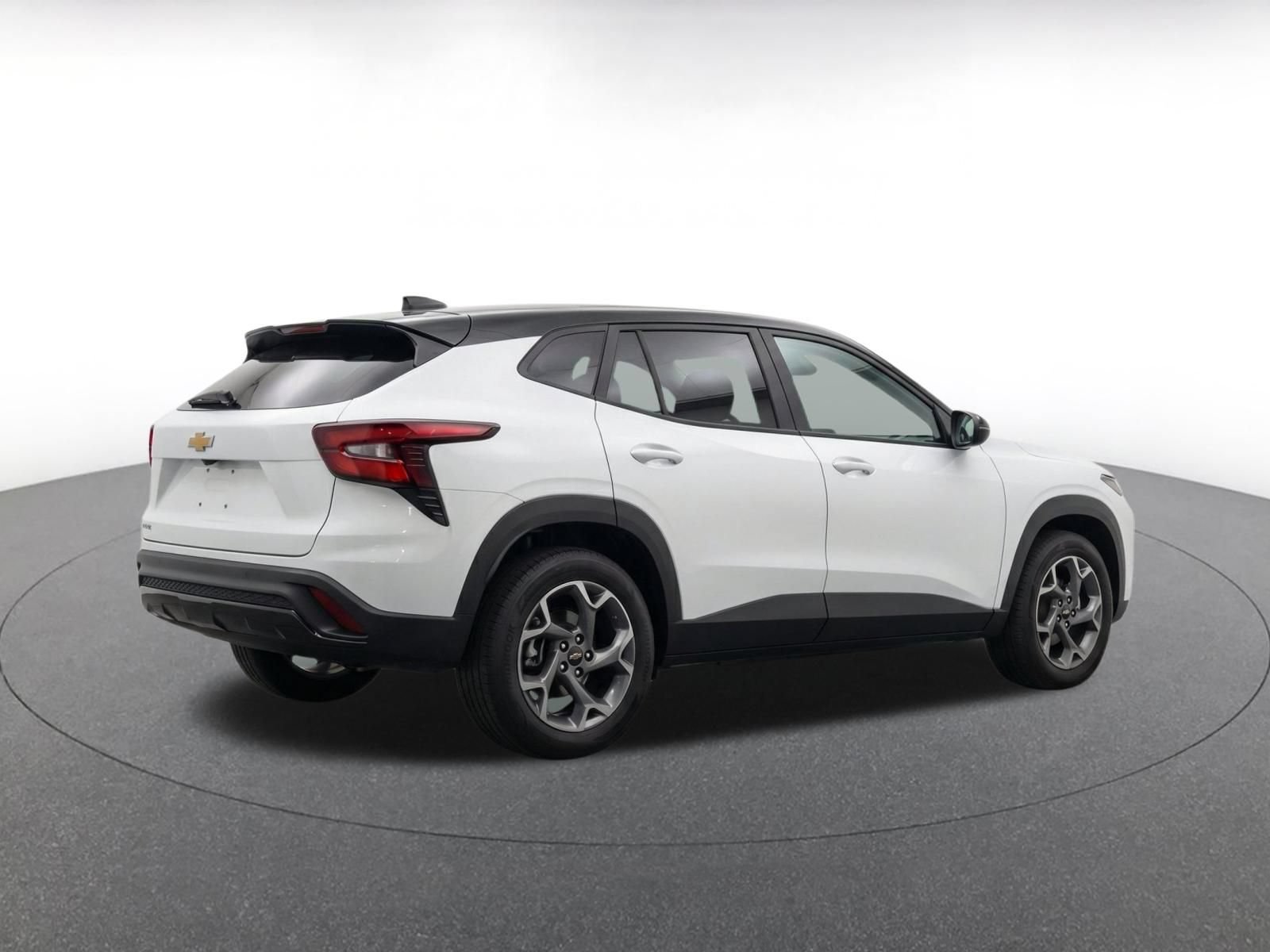 Thumbnail: 2025 Chevrolet Trax - 9