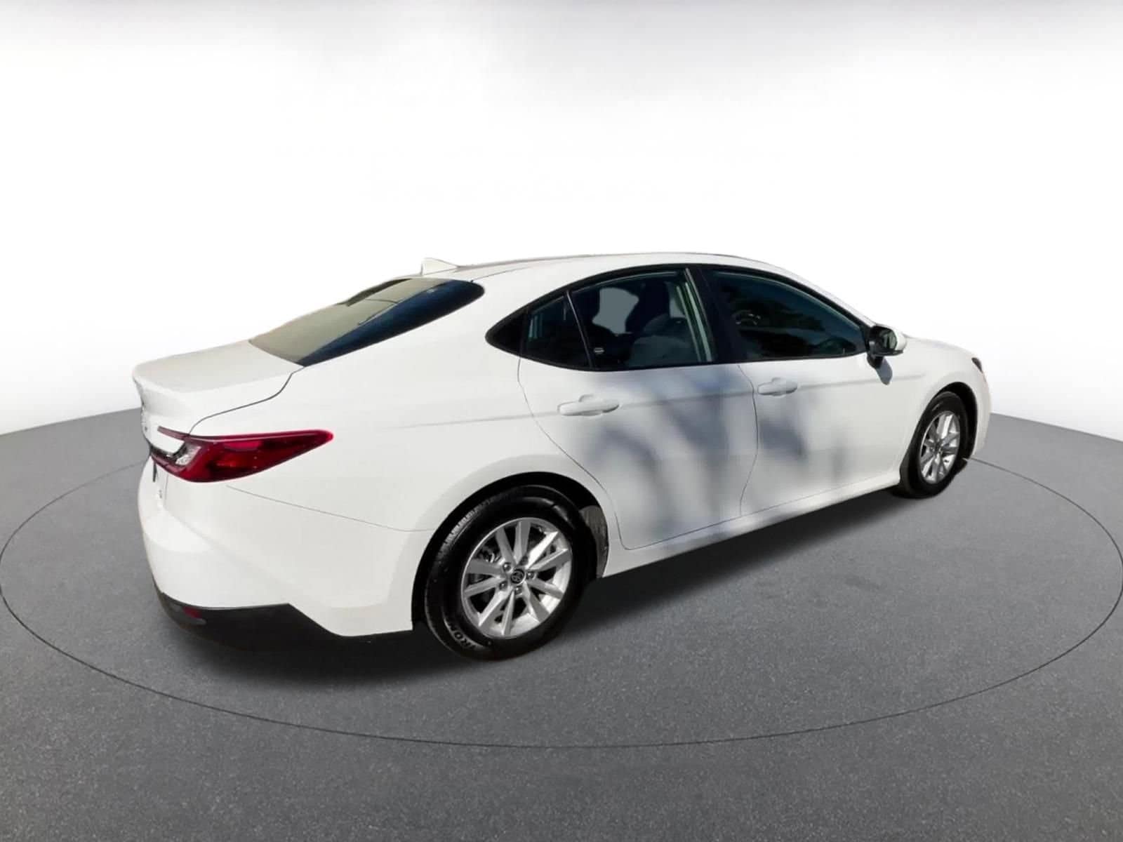 Thumbnail: 2025 Toyota Camry - 15