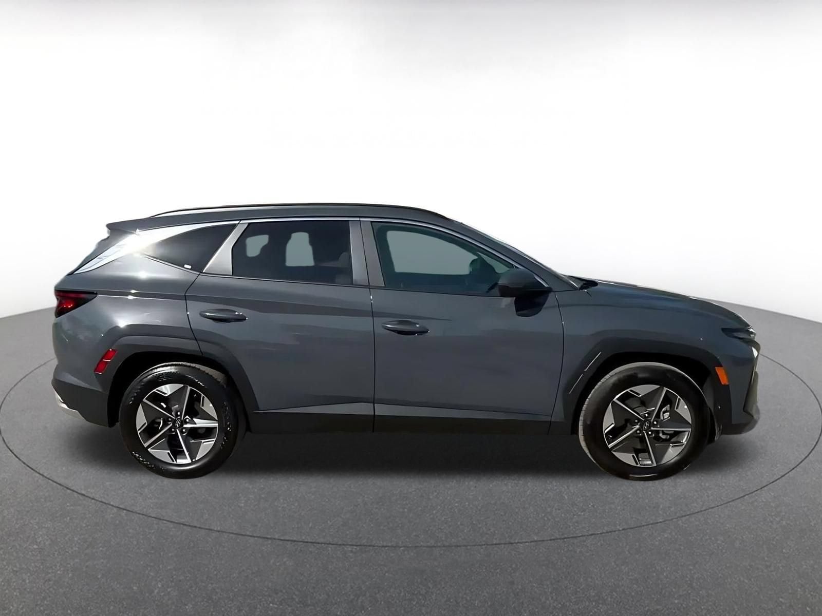 Thumbnail: 2025 Hyundai Tucson - 16