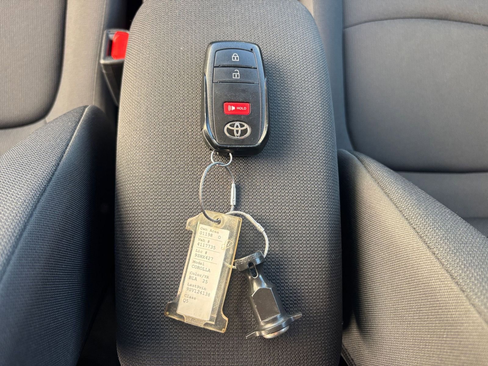 Thumbnail: 2025 Toyota Corolla Cross - 22