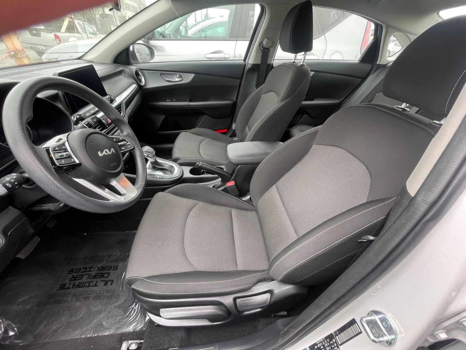 Thumbnail: 2024 Kia Forte - 28